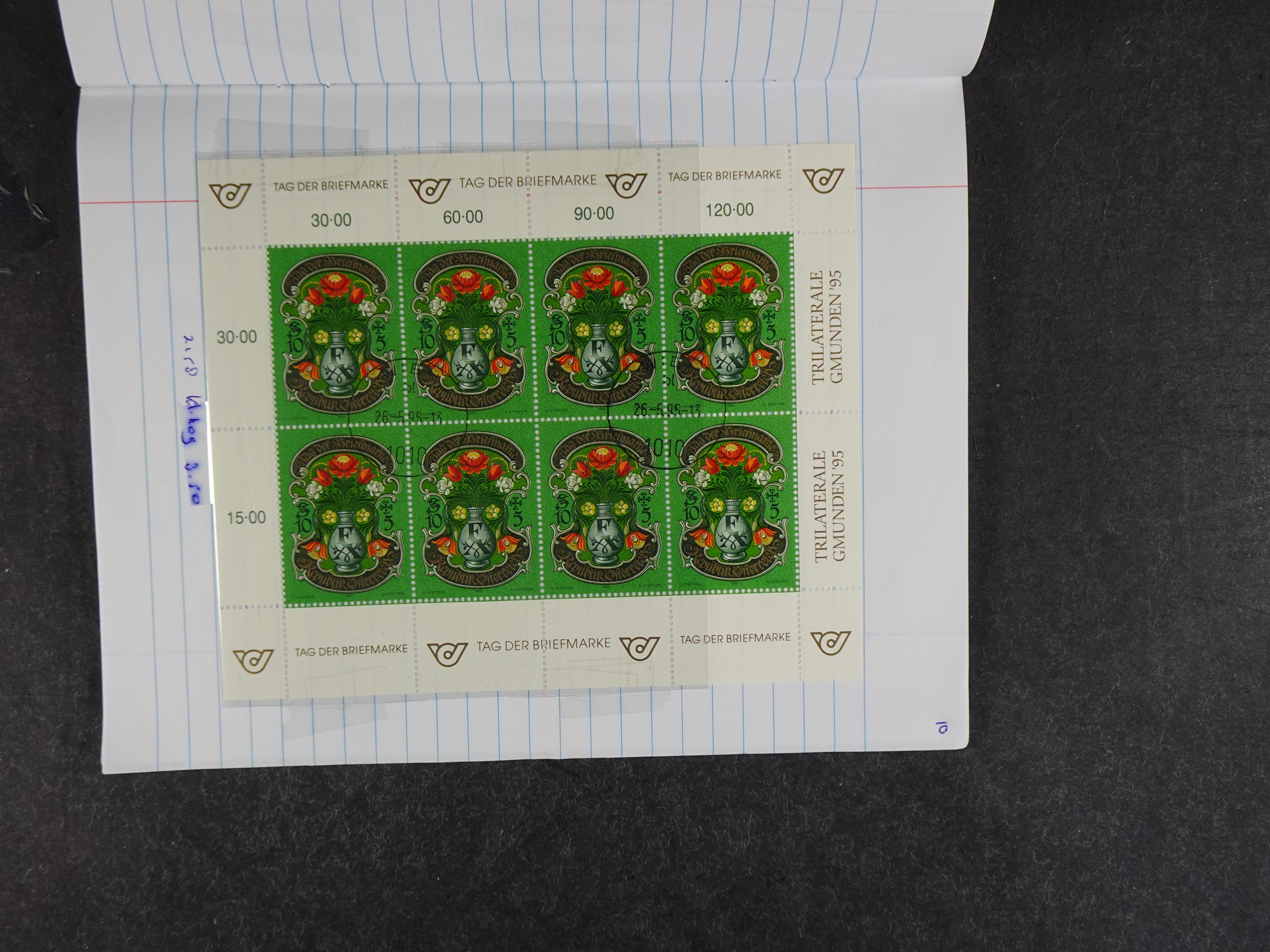 Mooie partij rondzendboekjes enorme restwaarde leuk voor weder verkoper.  459
