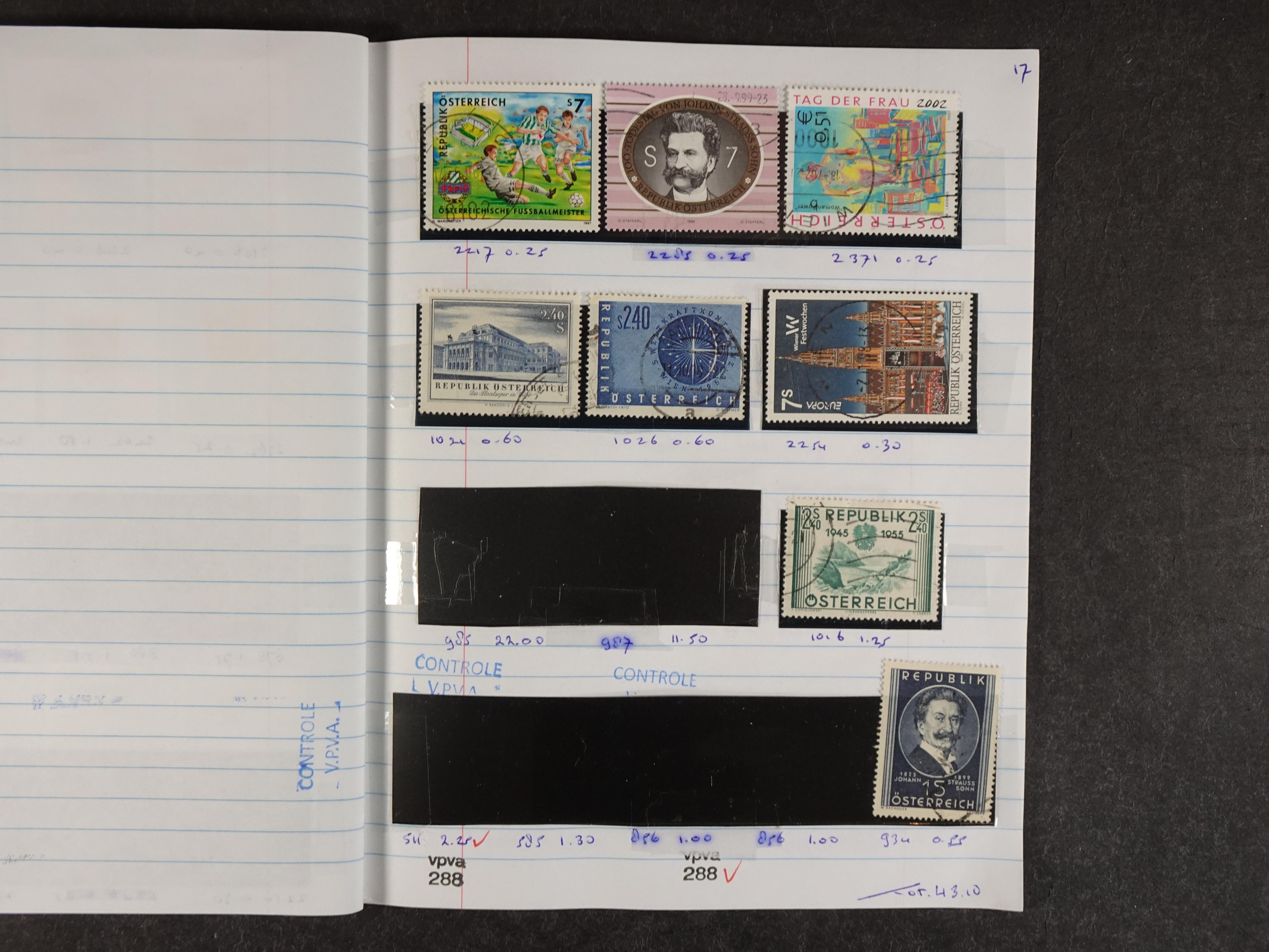 Mooie partij rondzendboekjes enorme restwaarde leuk voor weder verkoper.  466