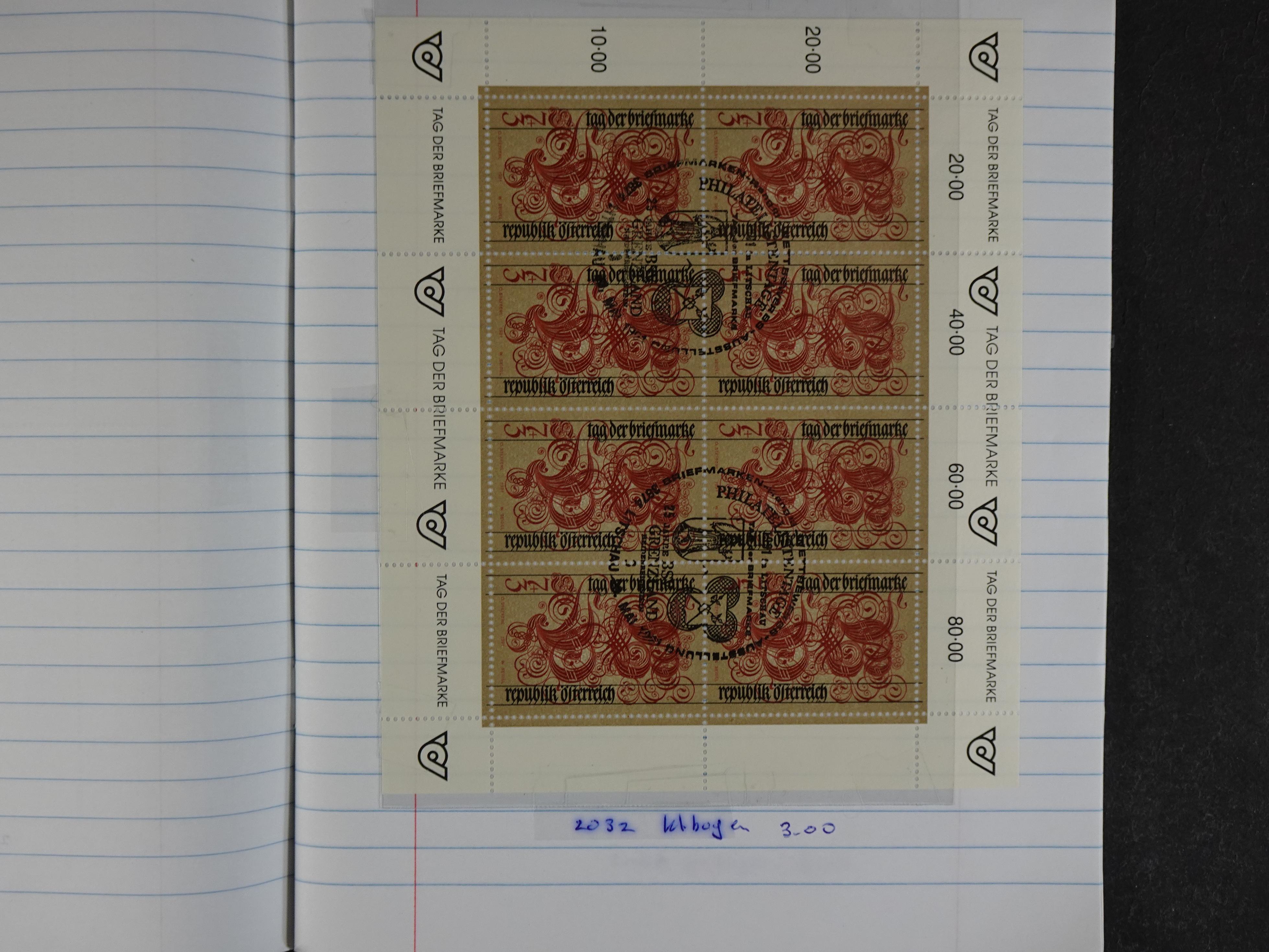 Mooie partij rondzendboekjes enorme restwaarde leuk voor weder verkoper.  473