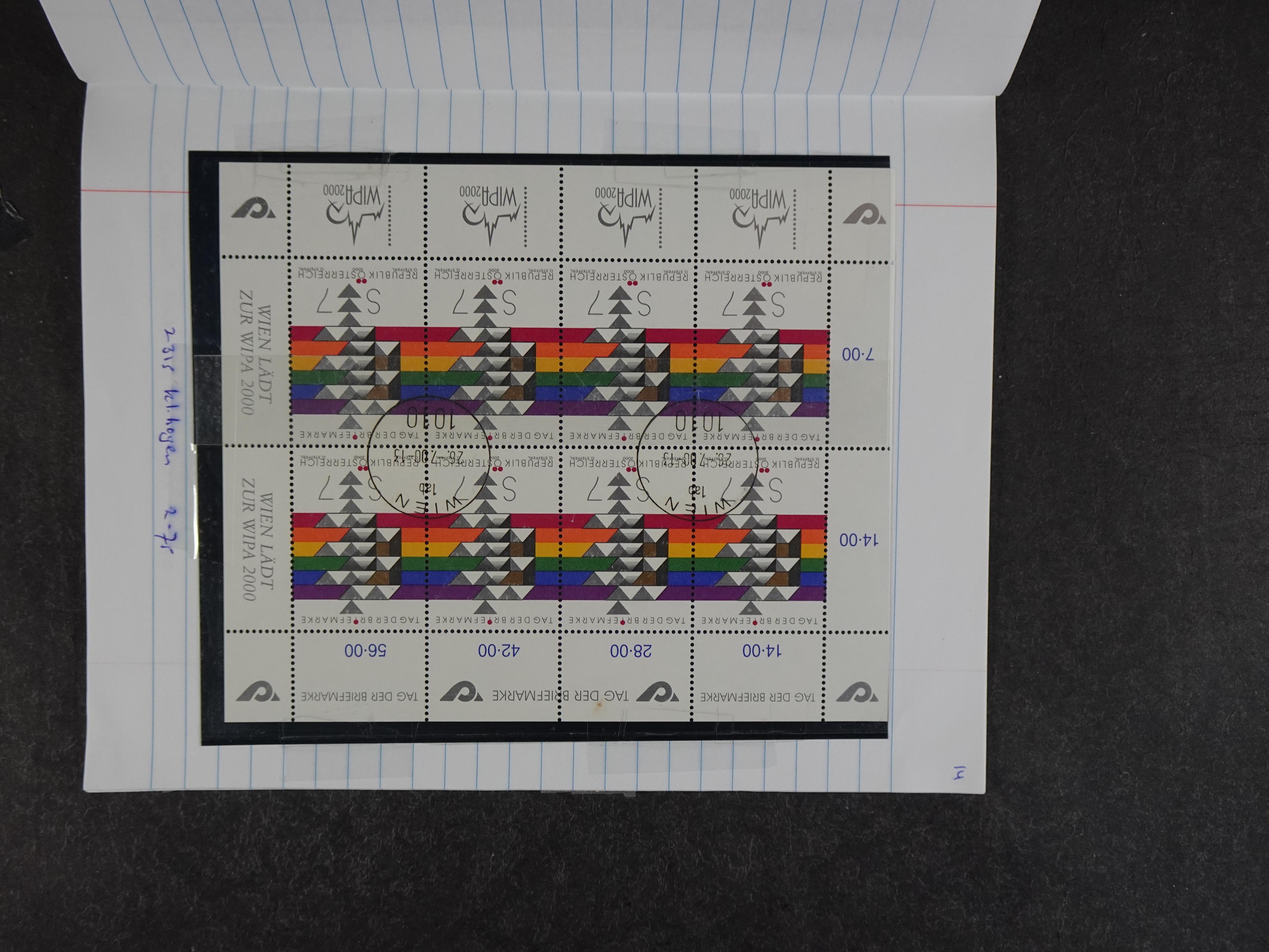 Mooie partij rondzendboekjes enorme restwaarde leuk voor weder verkoper.  483