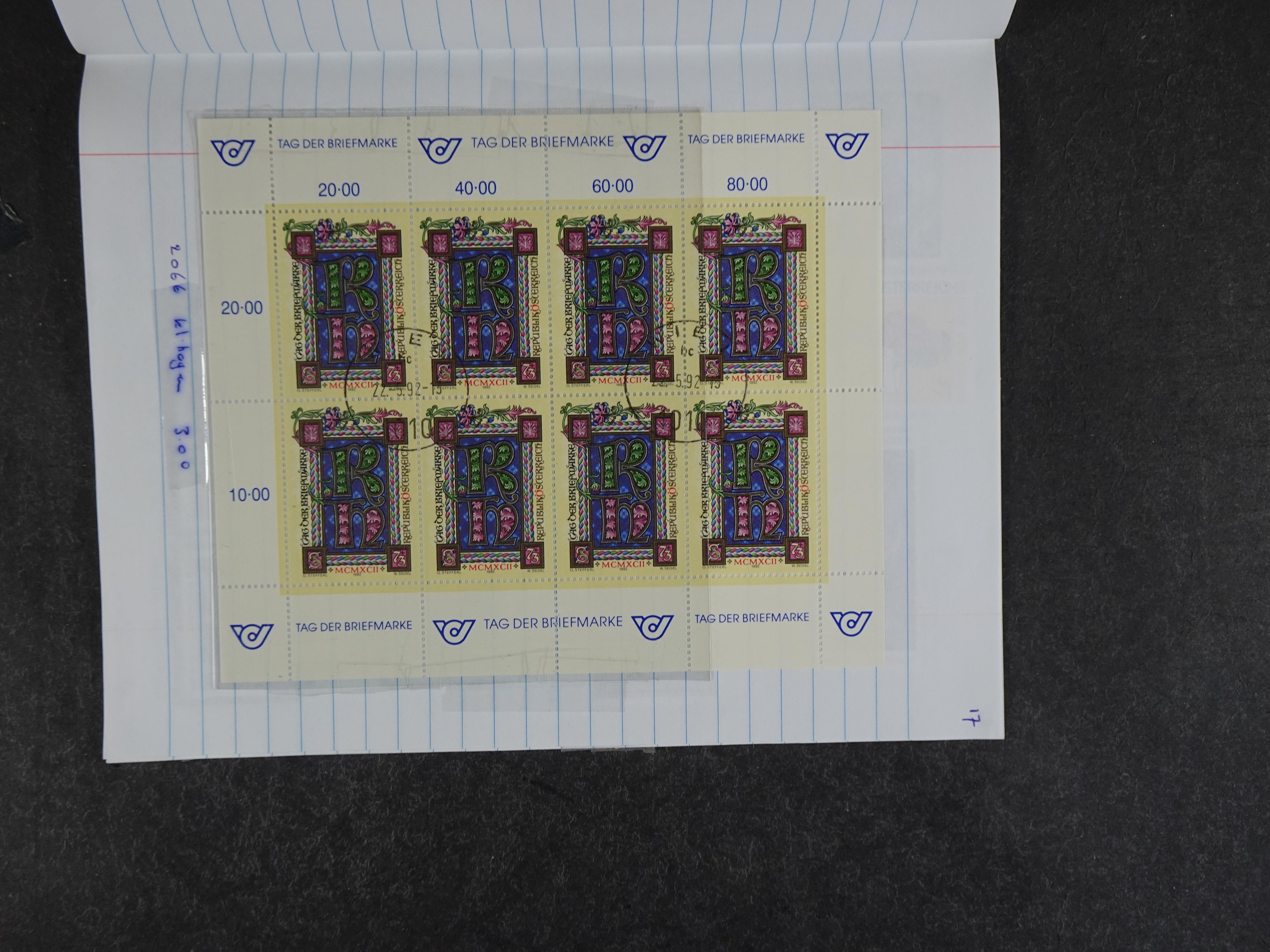 Mooie partij rondzendboekjes enorme restwaarde leuk voor weder verkoper.  486