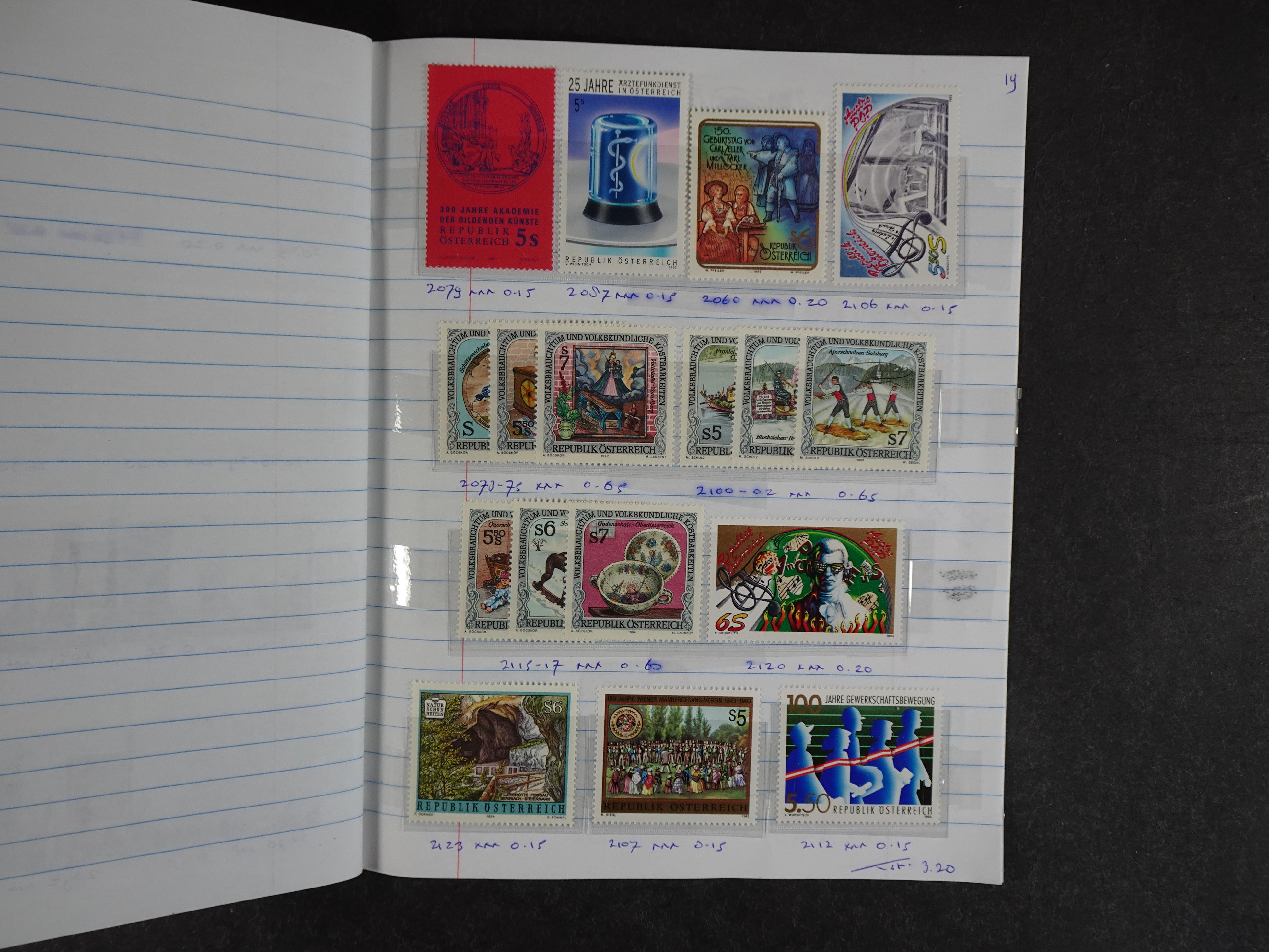 Mooie partij rondzendboekjes enorme restwaarde leuk voor weder verkoper.  488