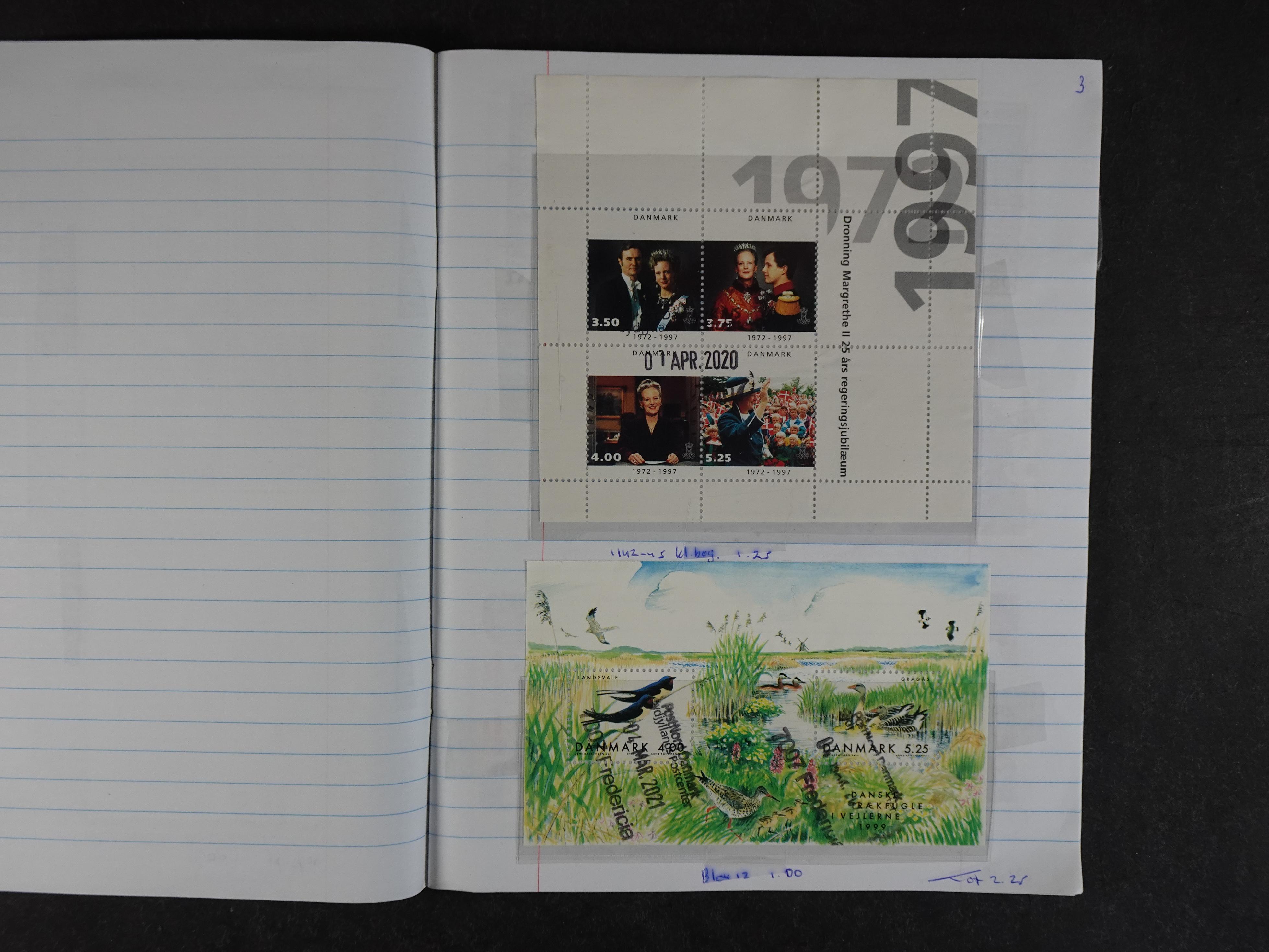 Mooie partij rondzendboekjes enorme restwaarde leuk voor weder verkoper.  492