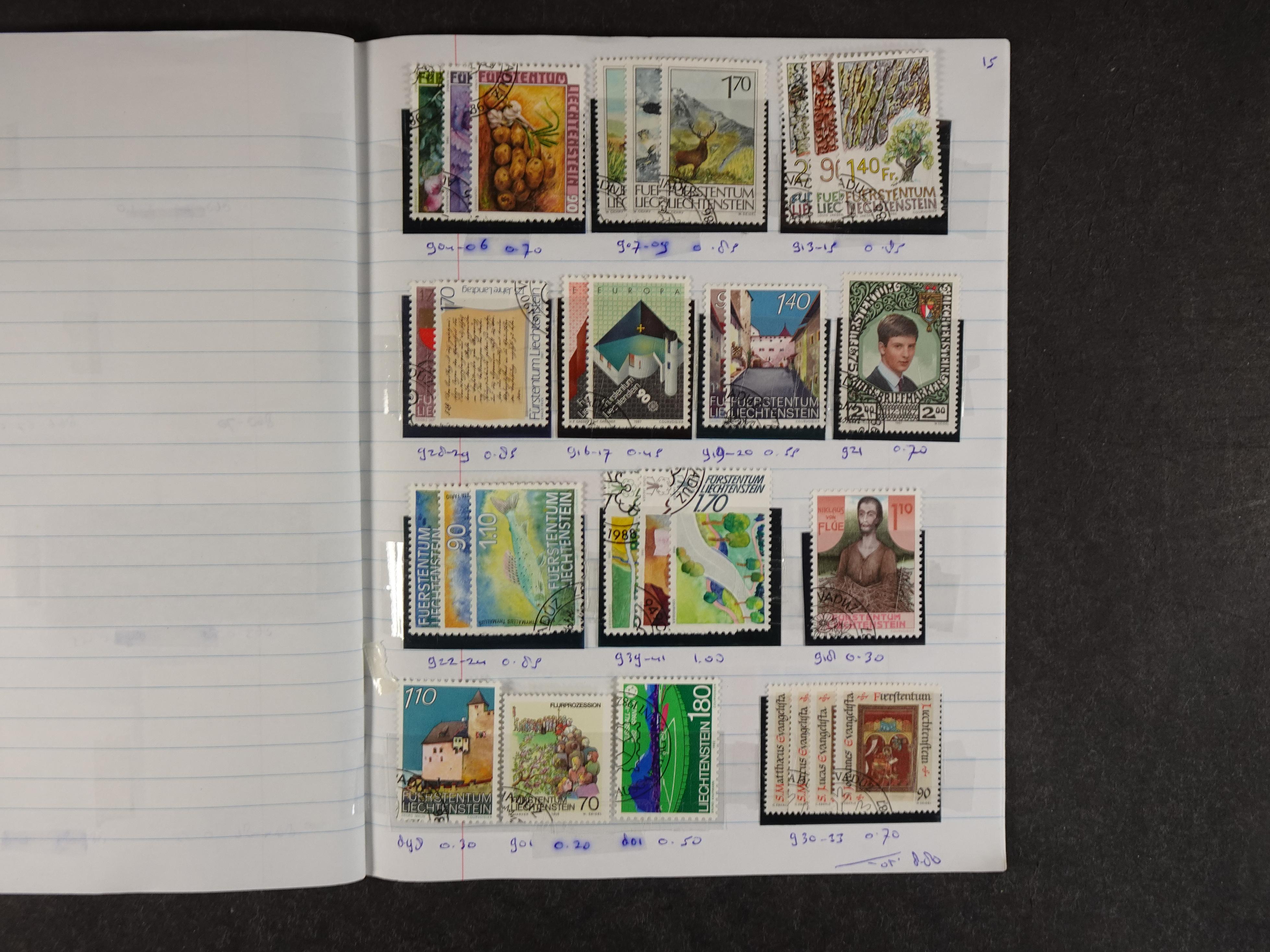 Mooie partij rondzendboekjes enorme restwaarde leuk voor weder verkoper.  525