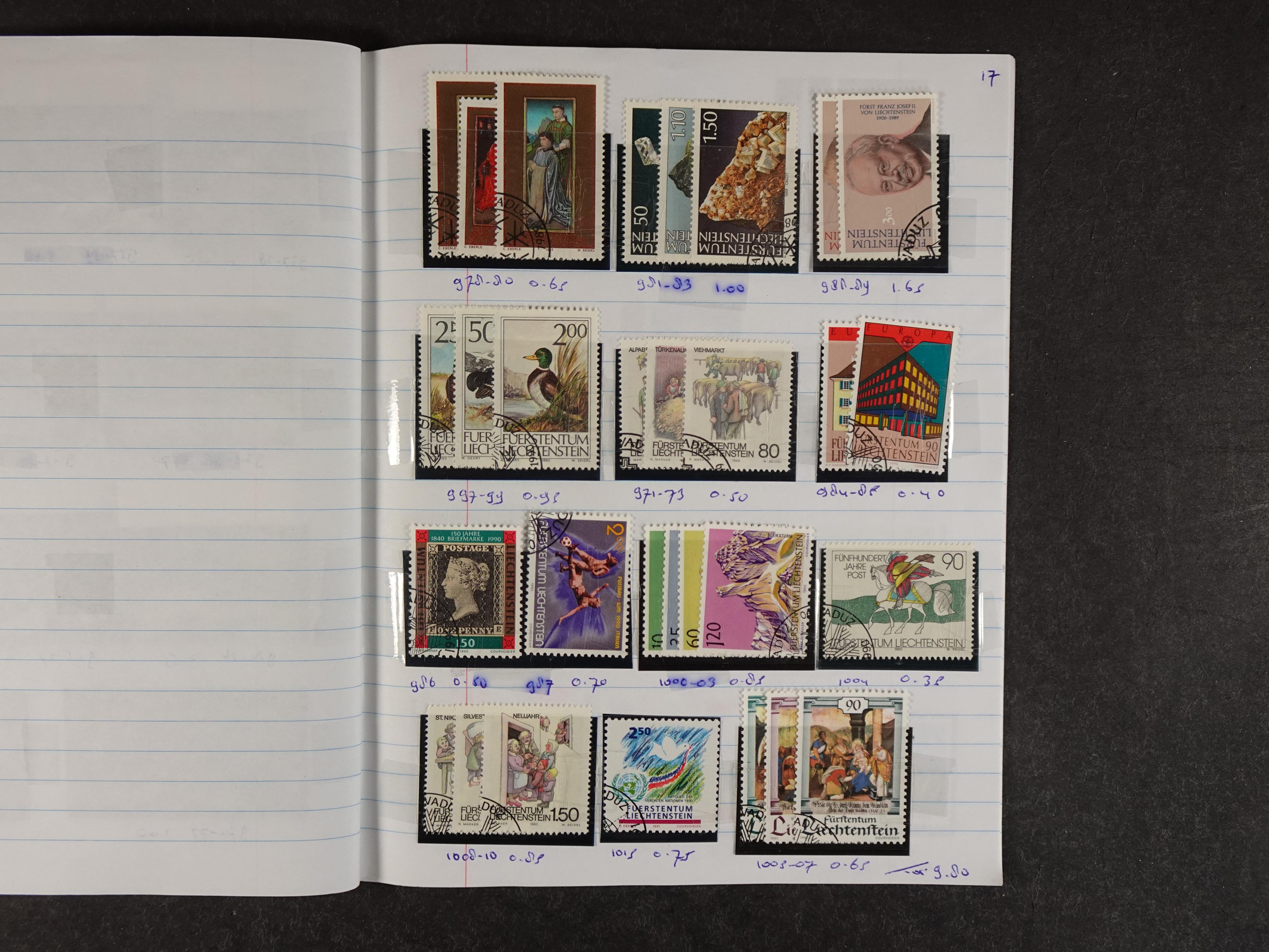 Mooie partij rondzendboekjes enorme restwaarde leuk voor weder verkoper.  527