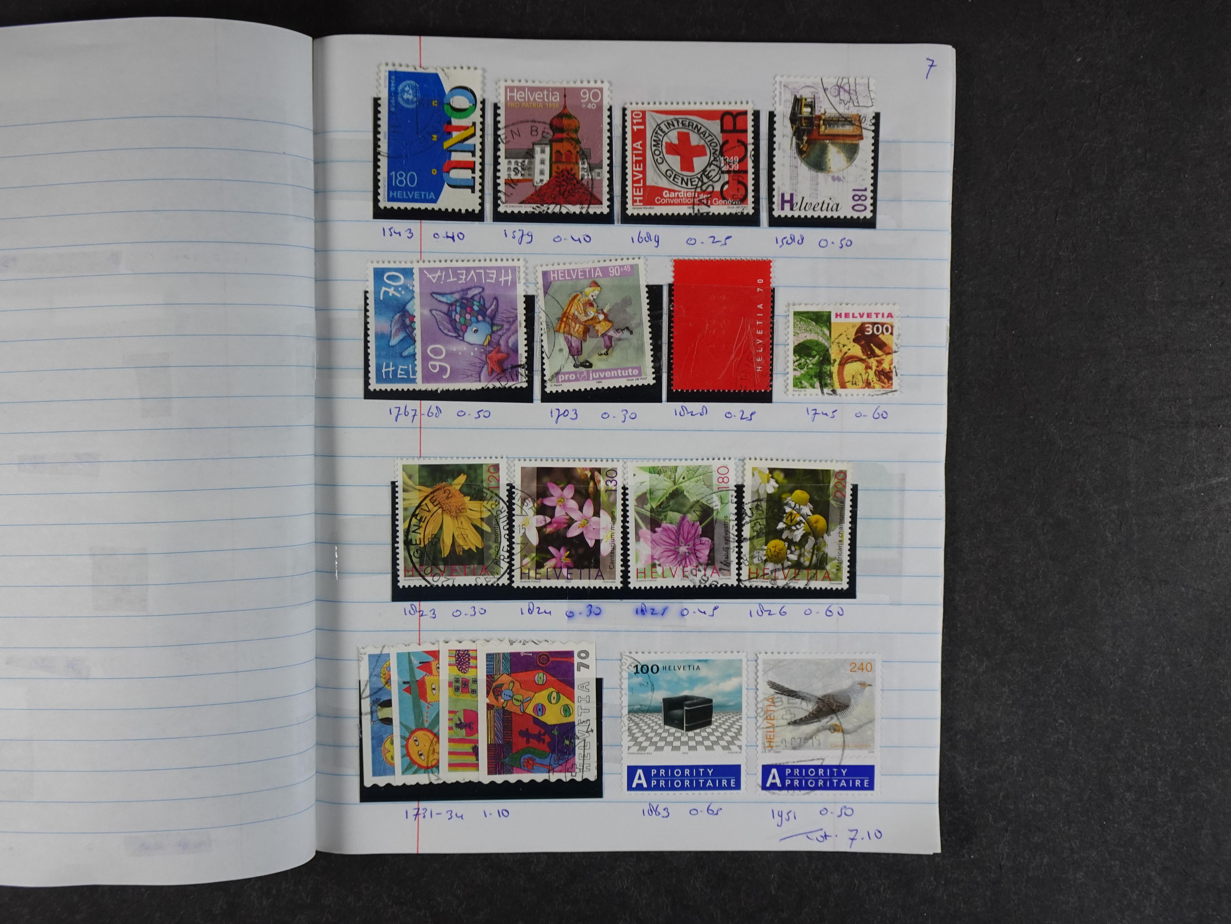 Mooie partij rondzendboekjes enorme restwaarde leuk voor weder verkoper.  537