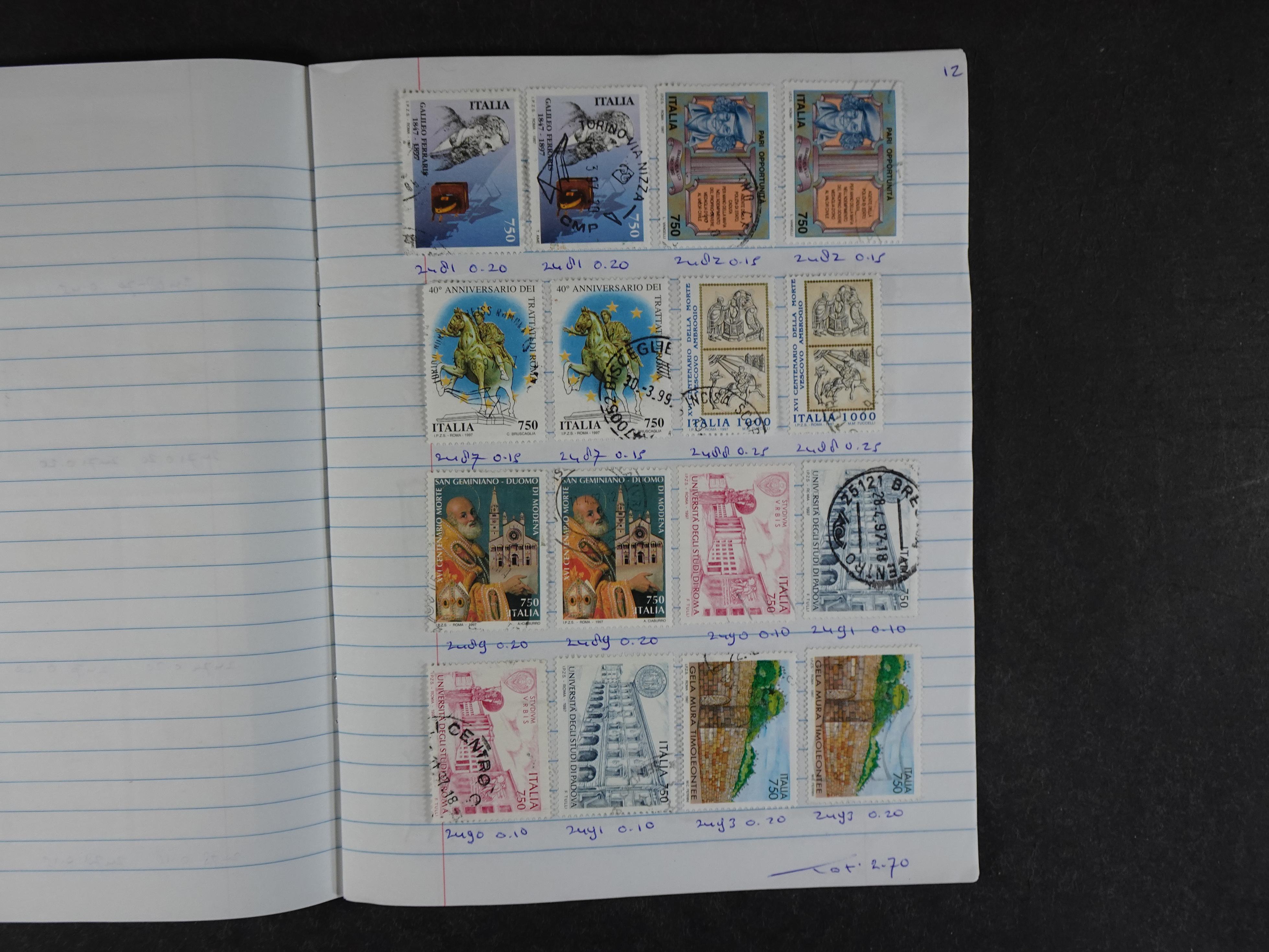 Mooie partij rondzendboekjes enorme restwaarde leuk voor weder verkoper.  560