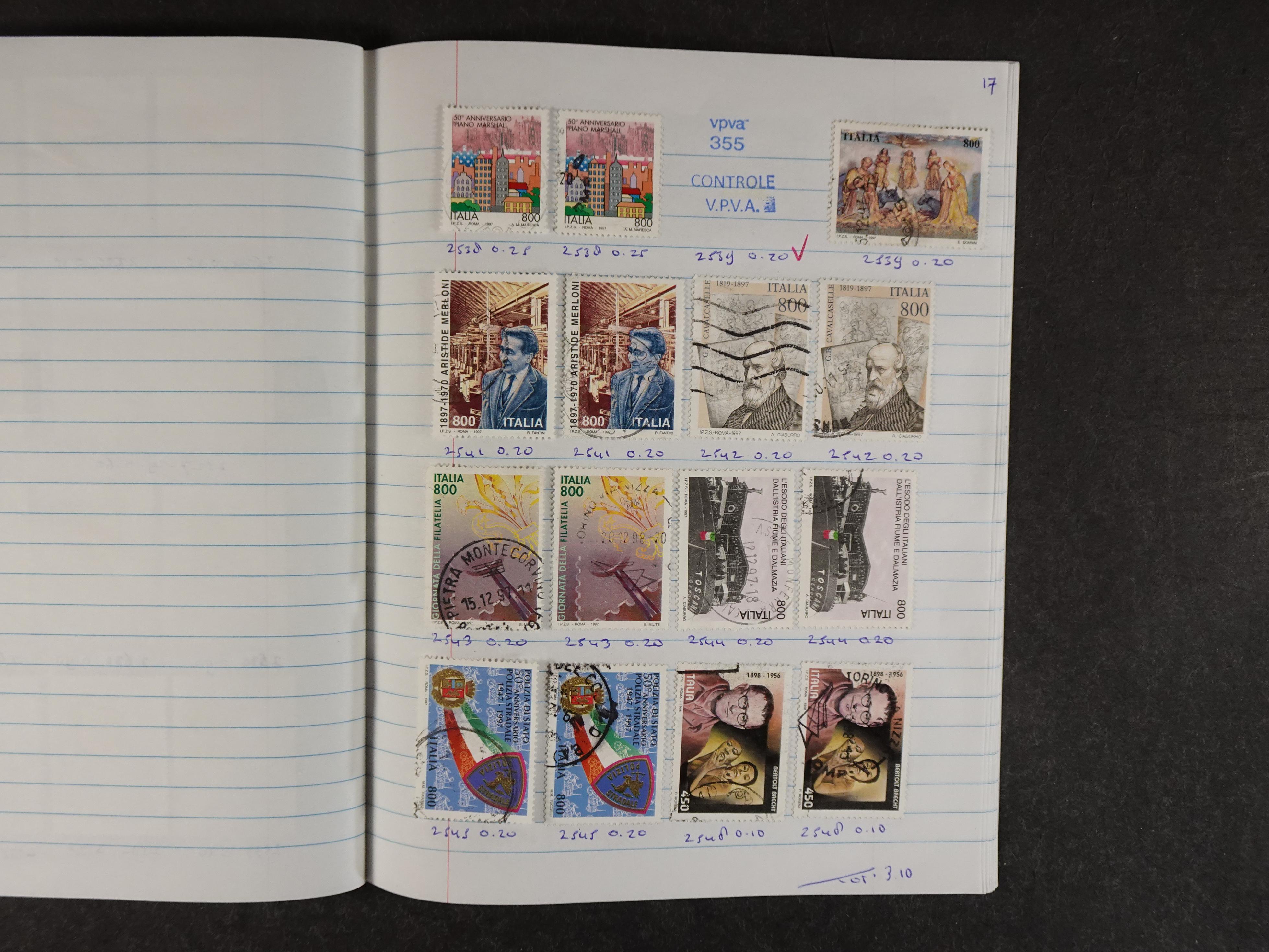 Mooie partij rondzendboekjes enorme restwaarde leuk voor weder verkoper.  570