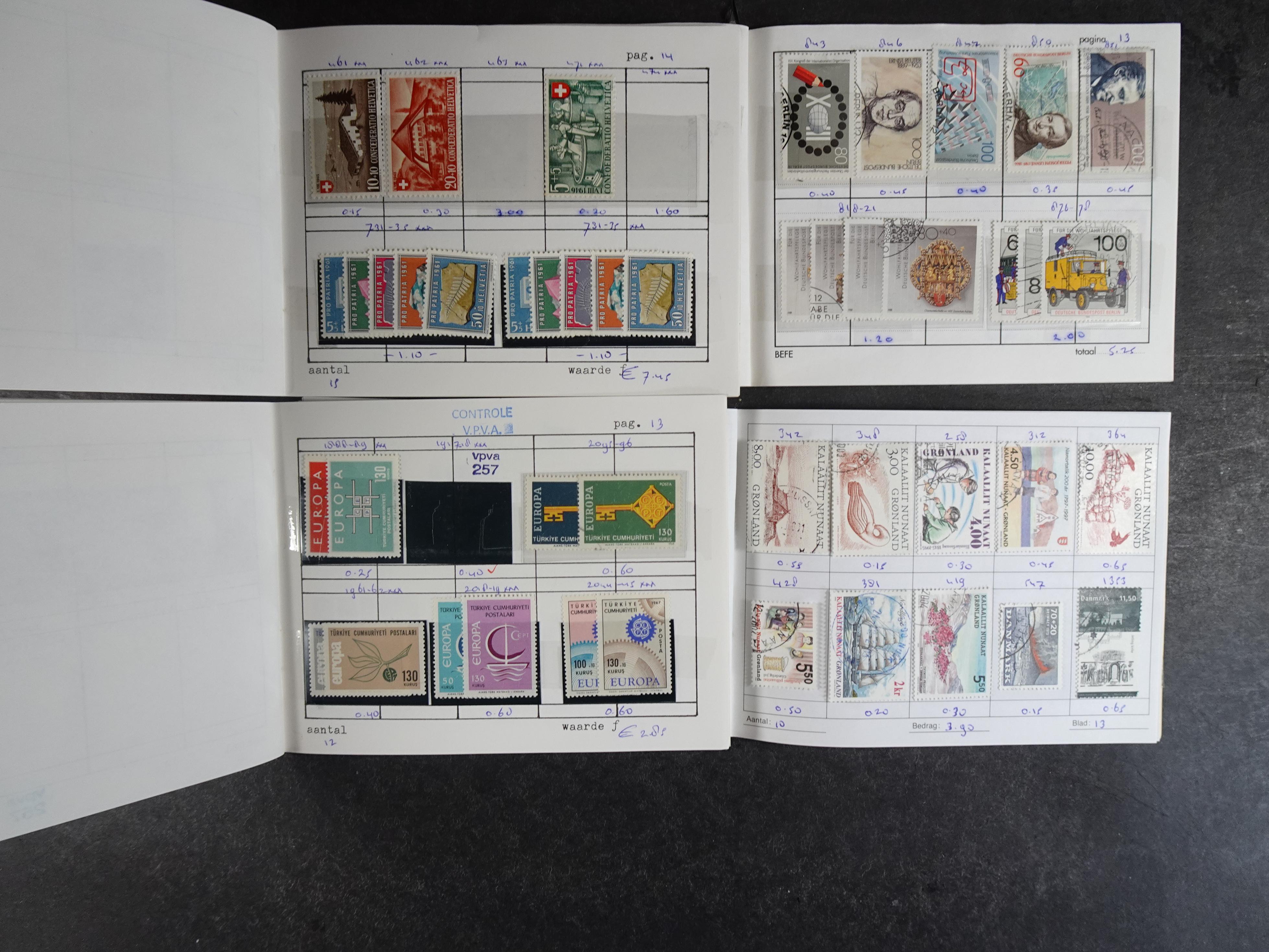 Mooie partij rondzendboekjes enorme restwaarde leuk voor weder verkoper.  581