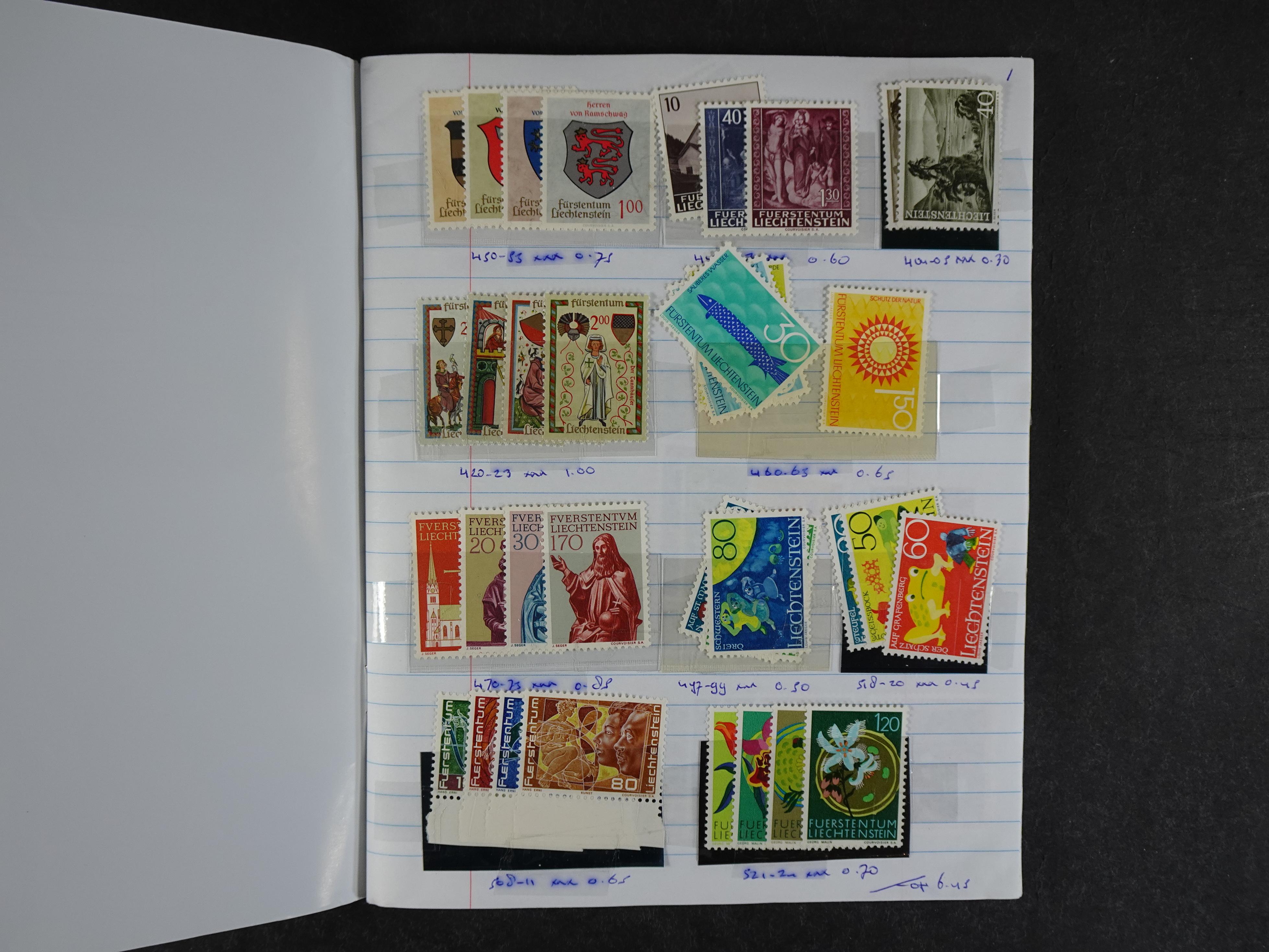 Mooie partij rondzendboekjes enorme restwaarde leuk voor weder verkoper.  586