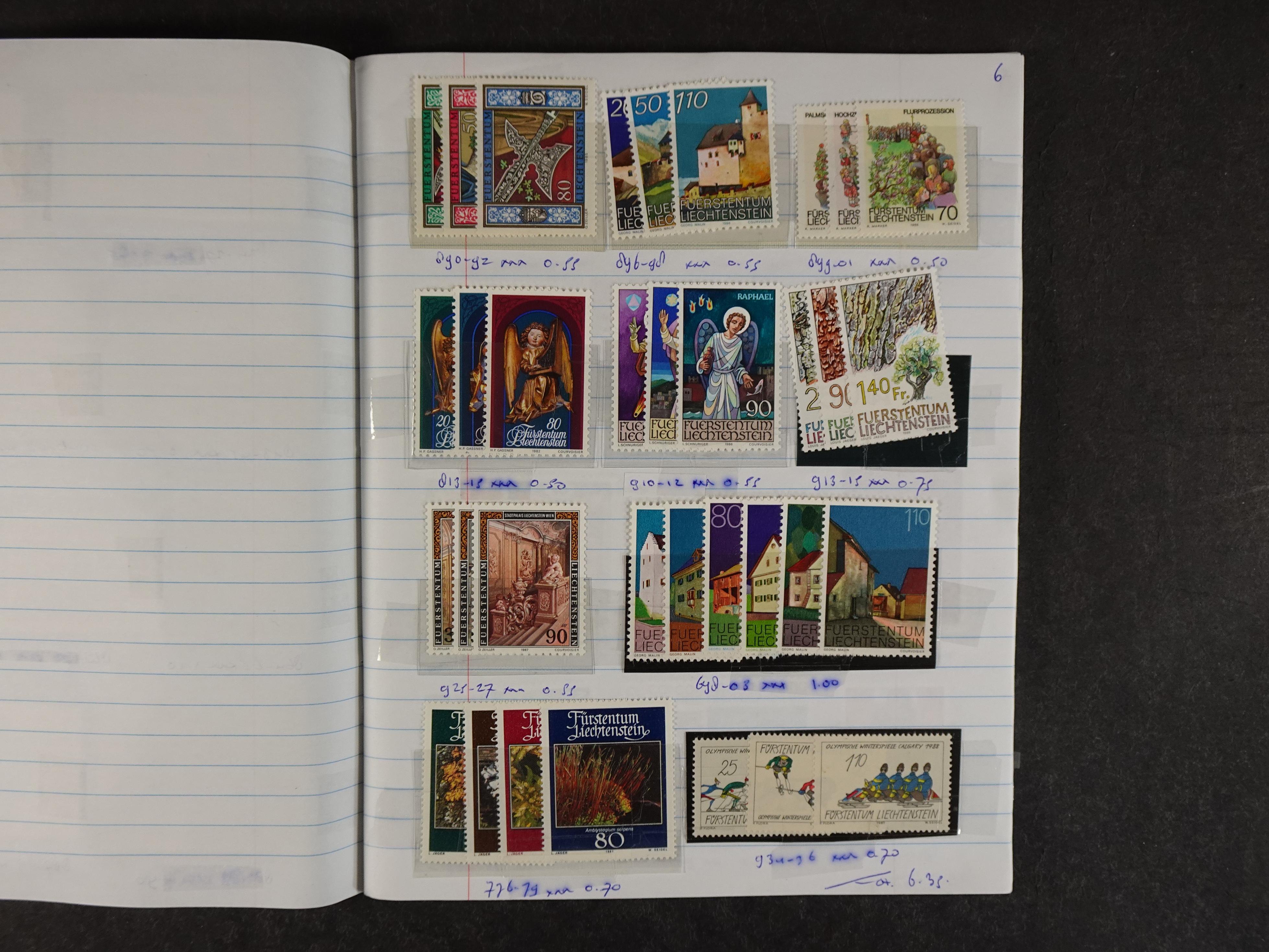 Mooie partij rondzendboekjes enorme restwaarde leuk voor weder verkoper.  596