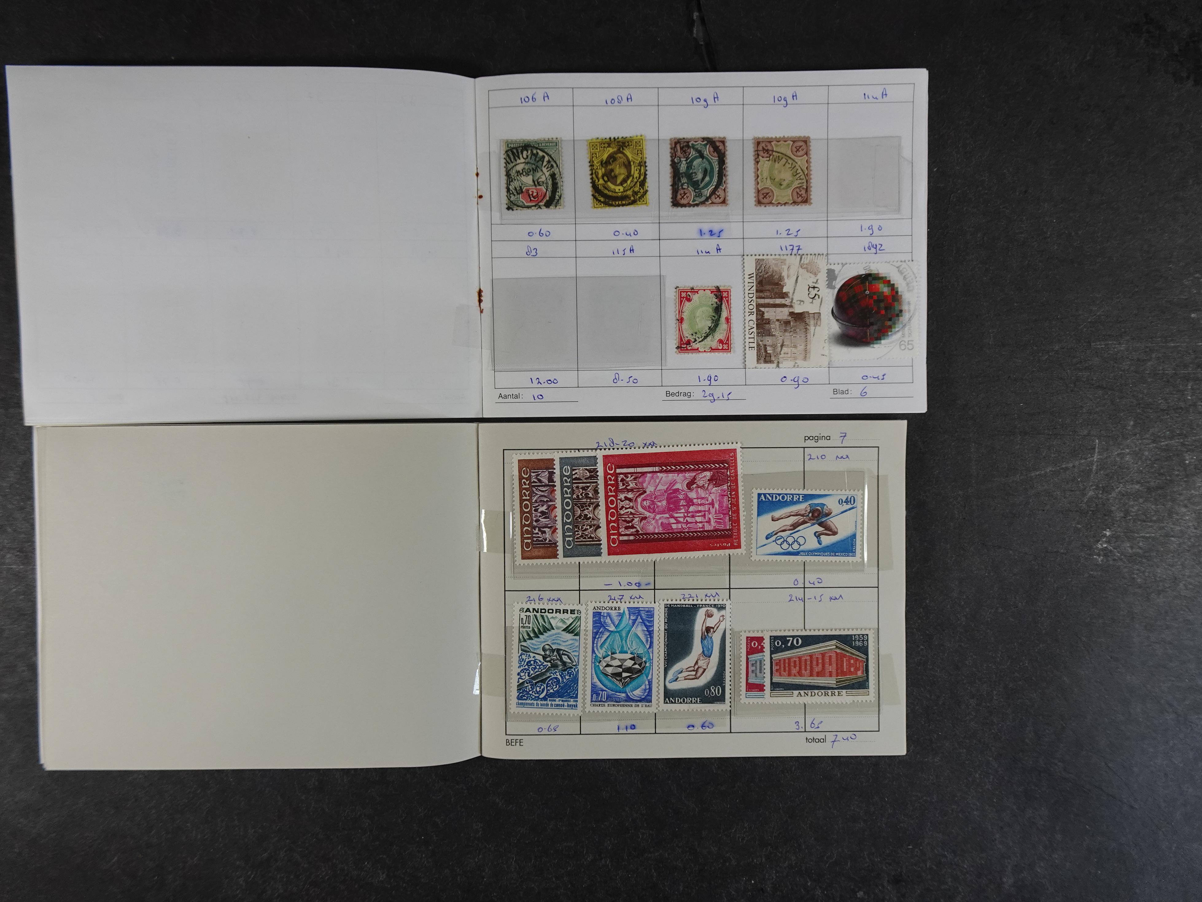 Mooie partij rondzendboekjes enorme restwaarde leuk voor weder verkoper.  607