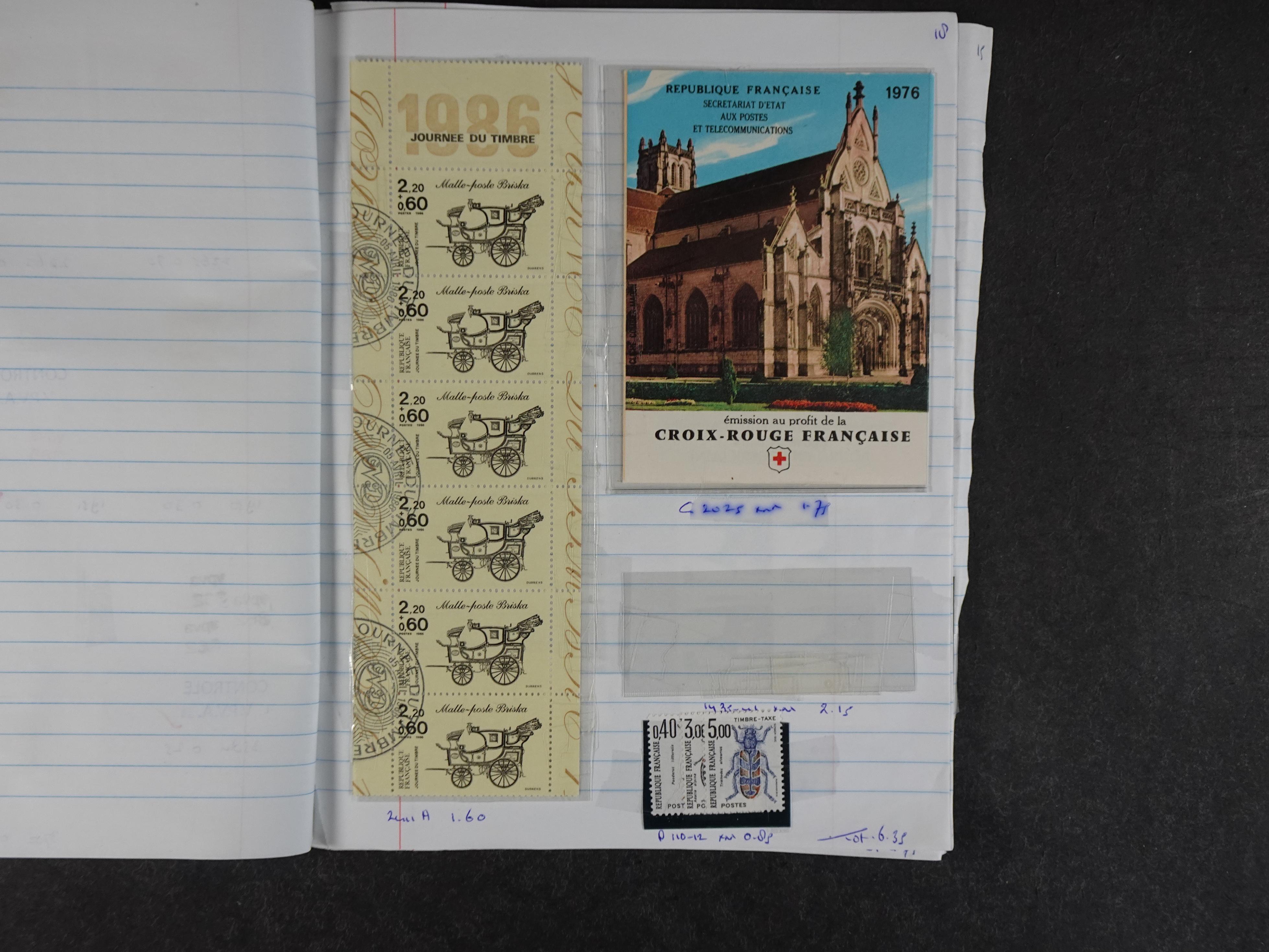 Mooie partij rondzendboekjes enorme restwaarde leuk voor weder verkoper.  649