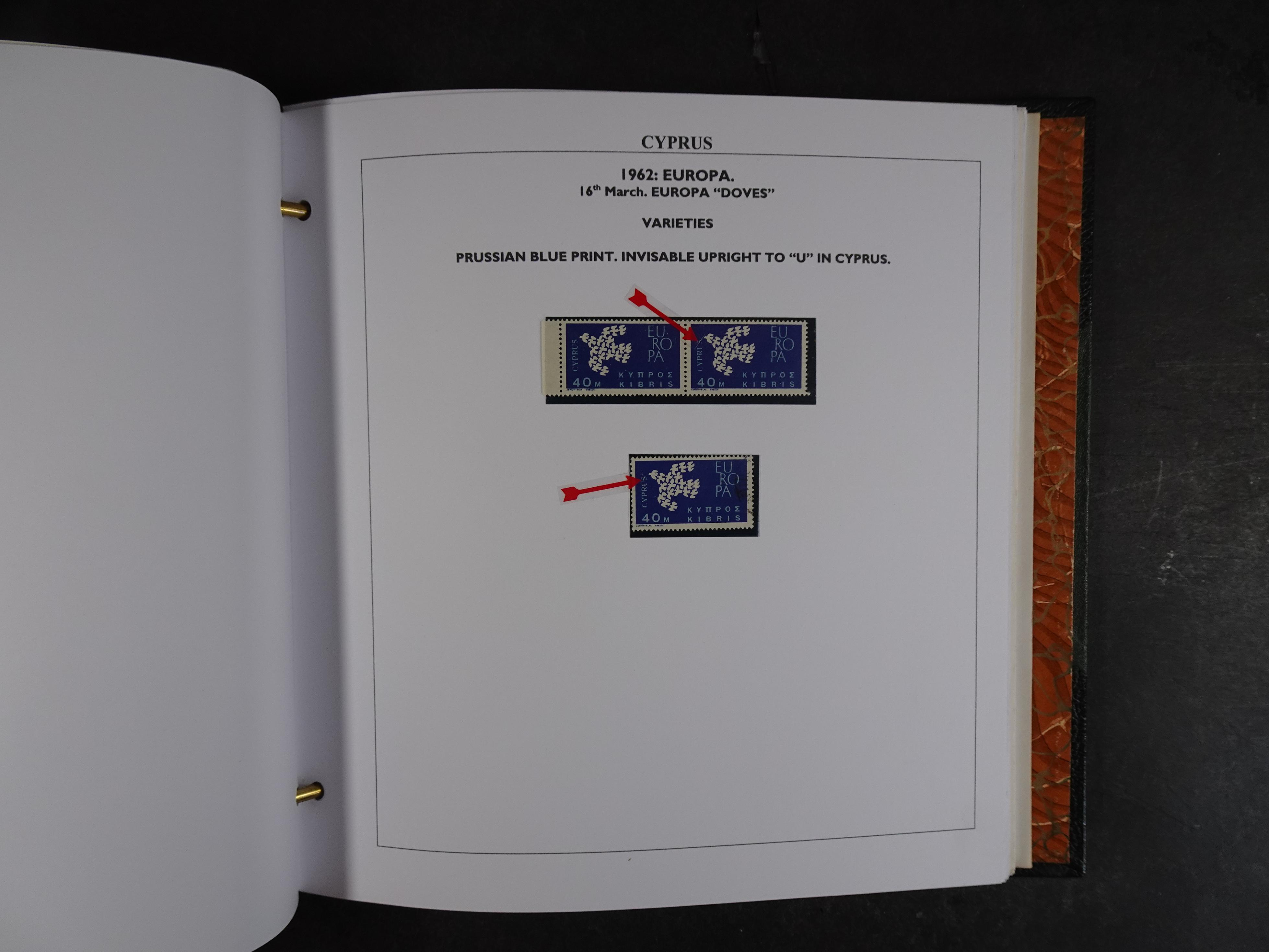 Prachtig en zeer uitgebreid collecte, waarbij dubbel verzameling. Tevens specimen, plaatfouten, boekjes, watermerken op blauwe albumbladeren.  15