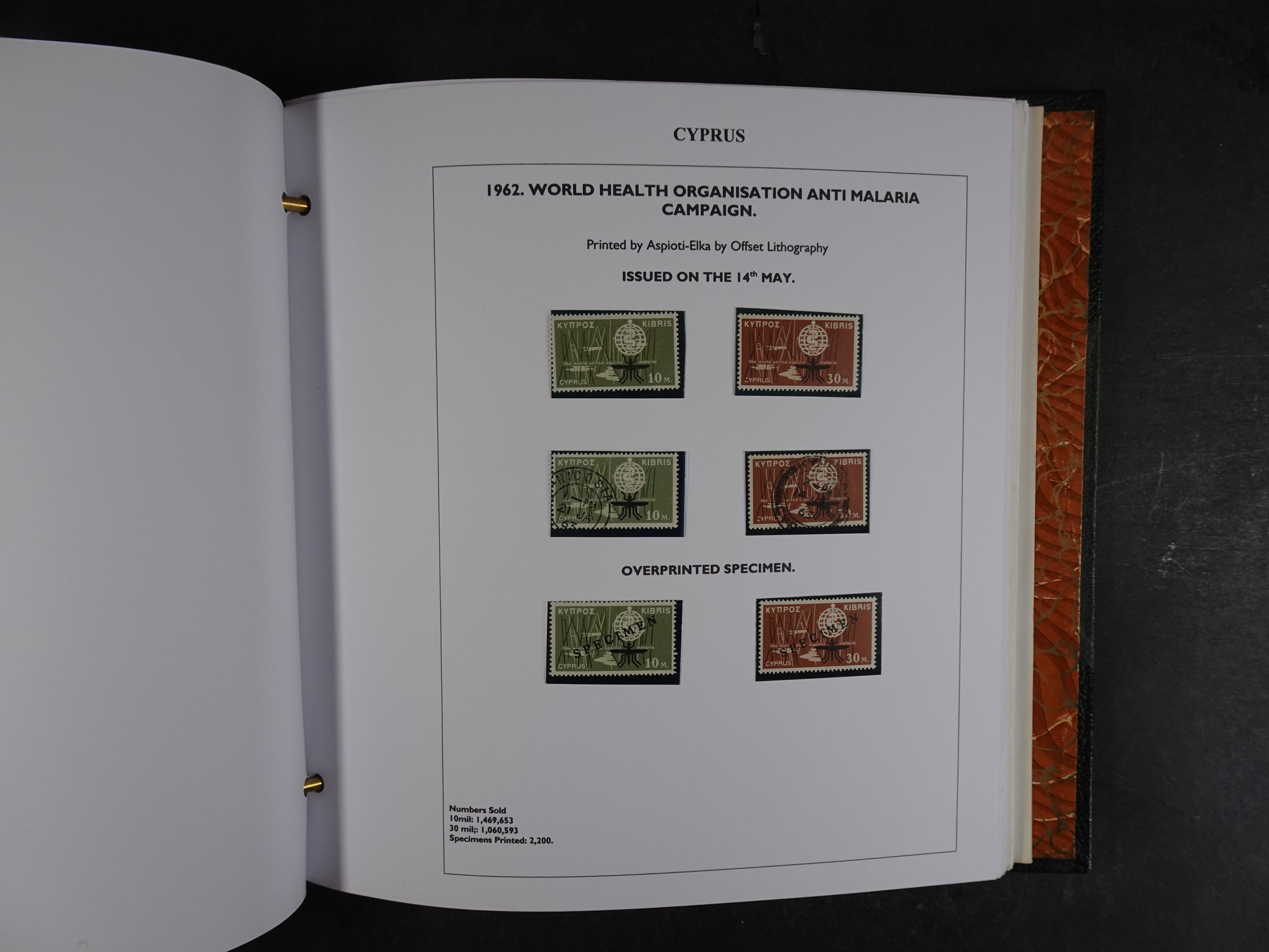 Prachtig en zeer uitgebreid collecte, waarbij dubbel verzameling. Tevens specimen, plaatfouten, boekjes, watermerken op blauwe albumbladeren.  16