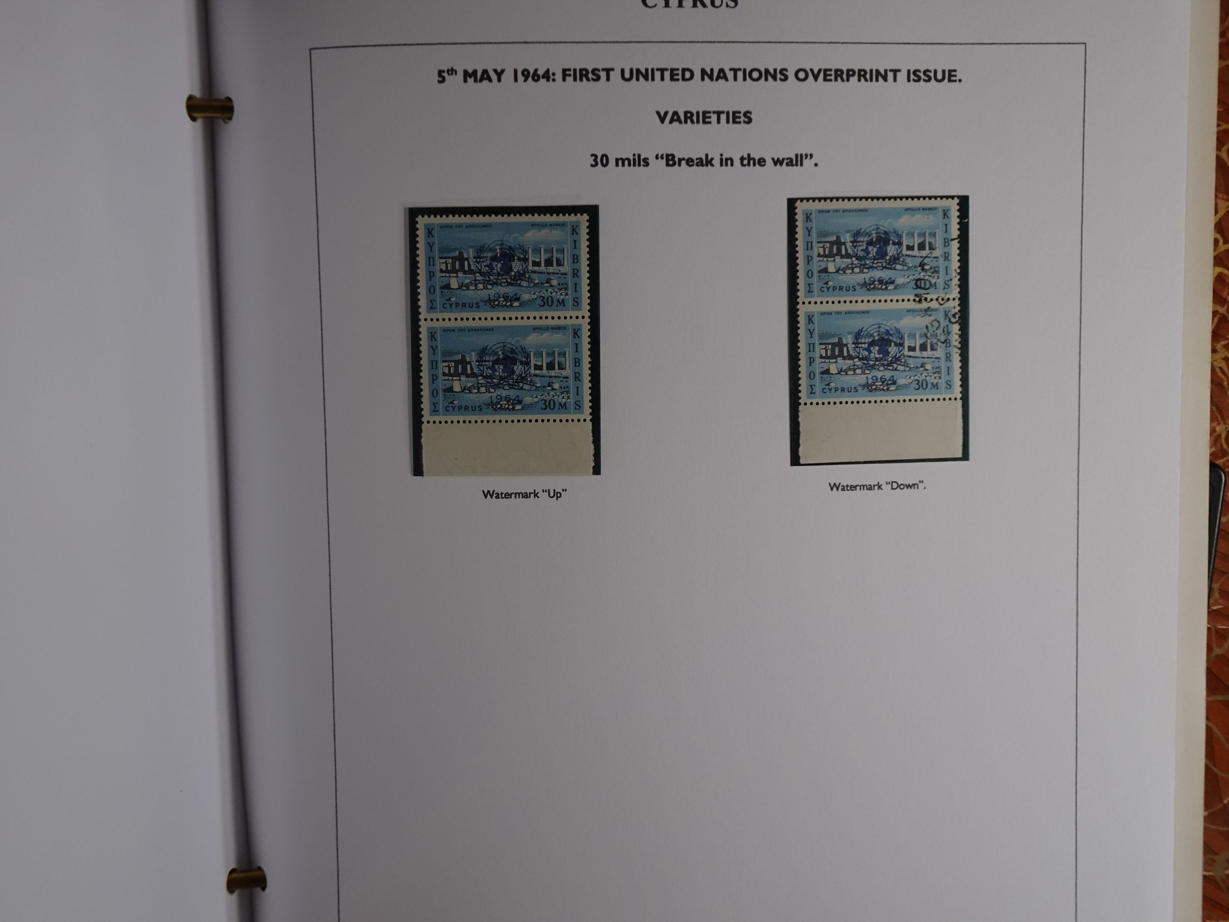 Prachtig en zeer uitgebreid collecte, waarbij dubbel verzameling. Tevens specimen, plaatfouten, boekjes, watermerken op blauwe albumbladeren.  44