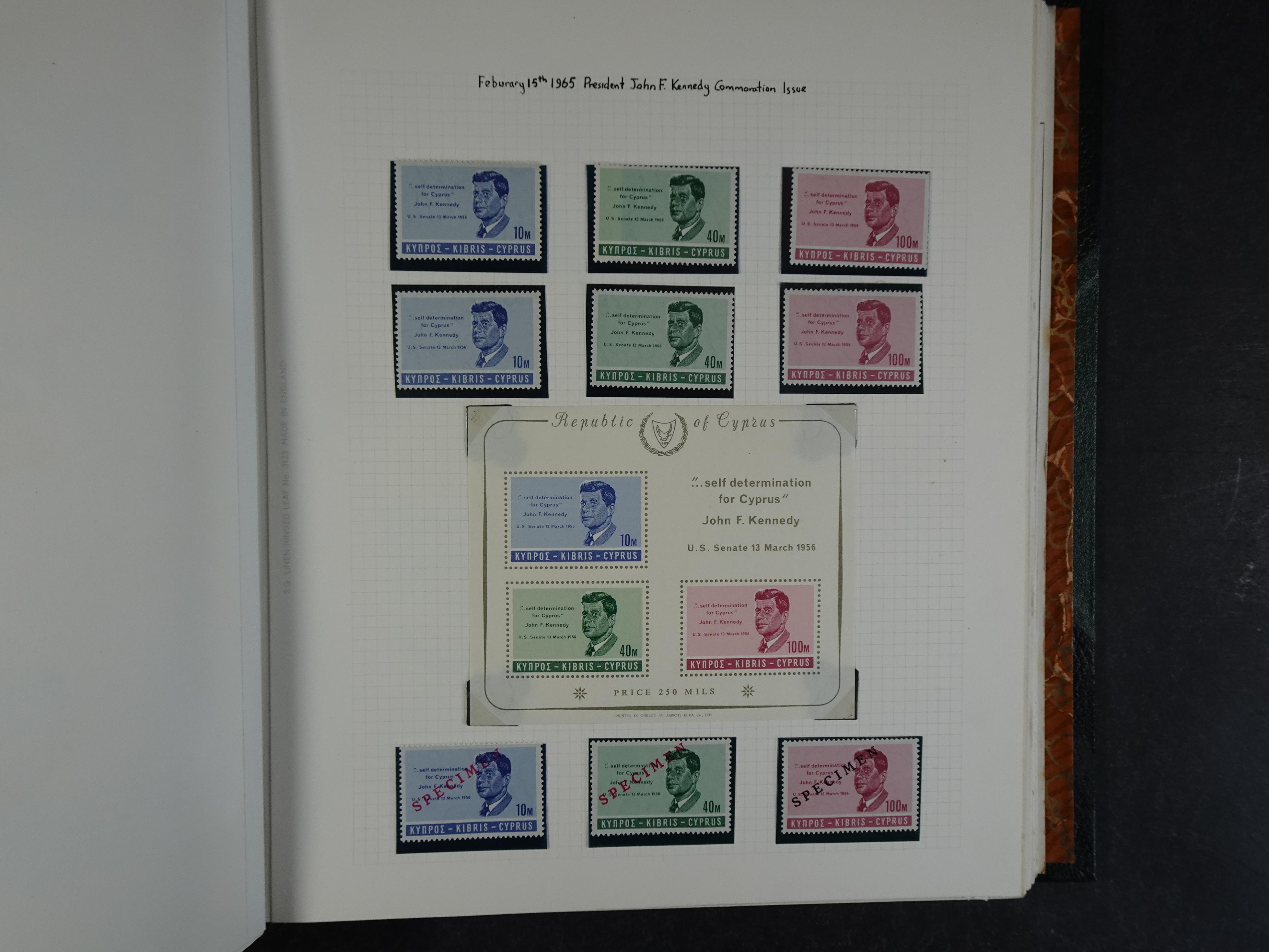 Prachtig en zeer uitgebreid collecte, waarbij dubbel verzameling. Tevens specimen, plaatfouten, boekjes, watermerken op blauwe albumbladeren.  69