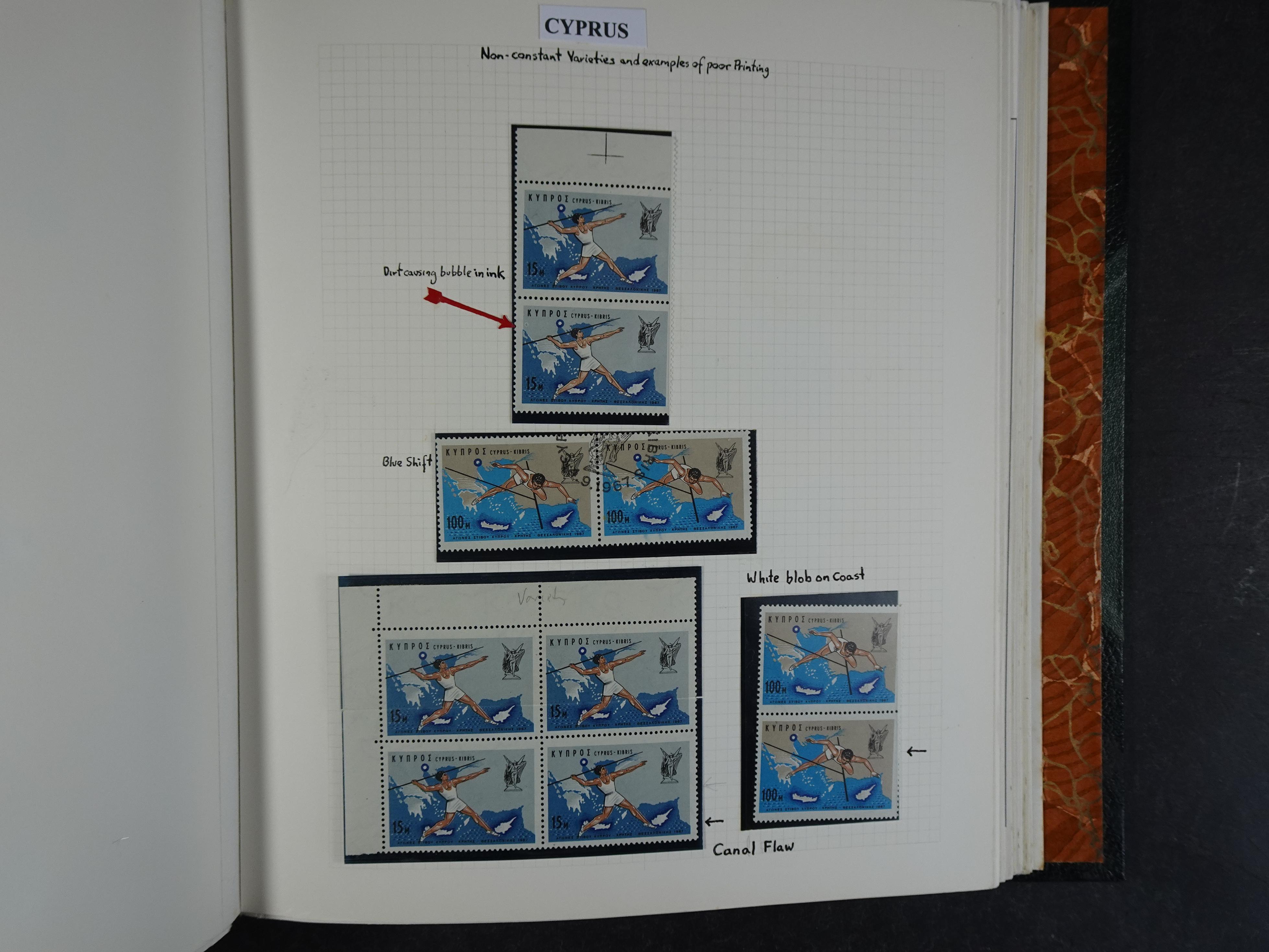 Prachtig en zeer uitgebreid collecte, waarbij dubbel verzameling. Tevens specimen, plaatfouten, boekjes, watermerken op blauwe albumbladeren.  88