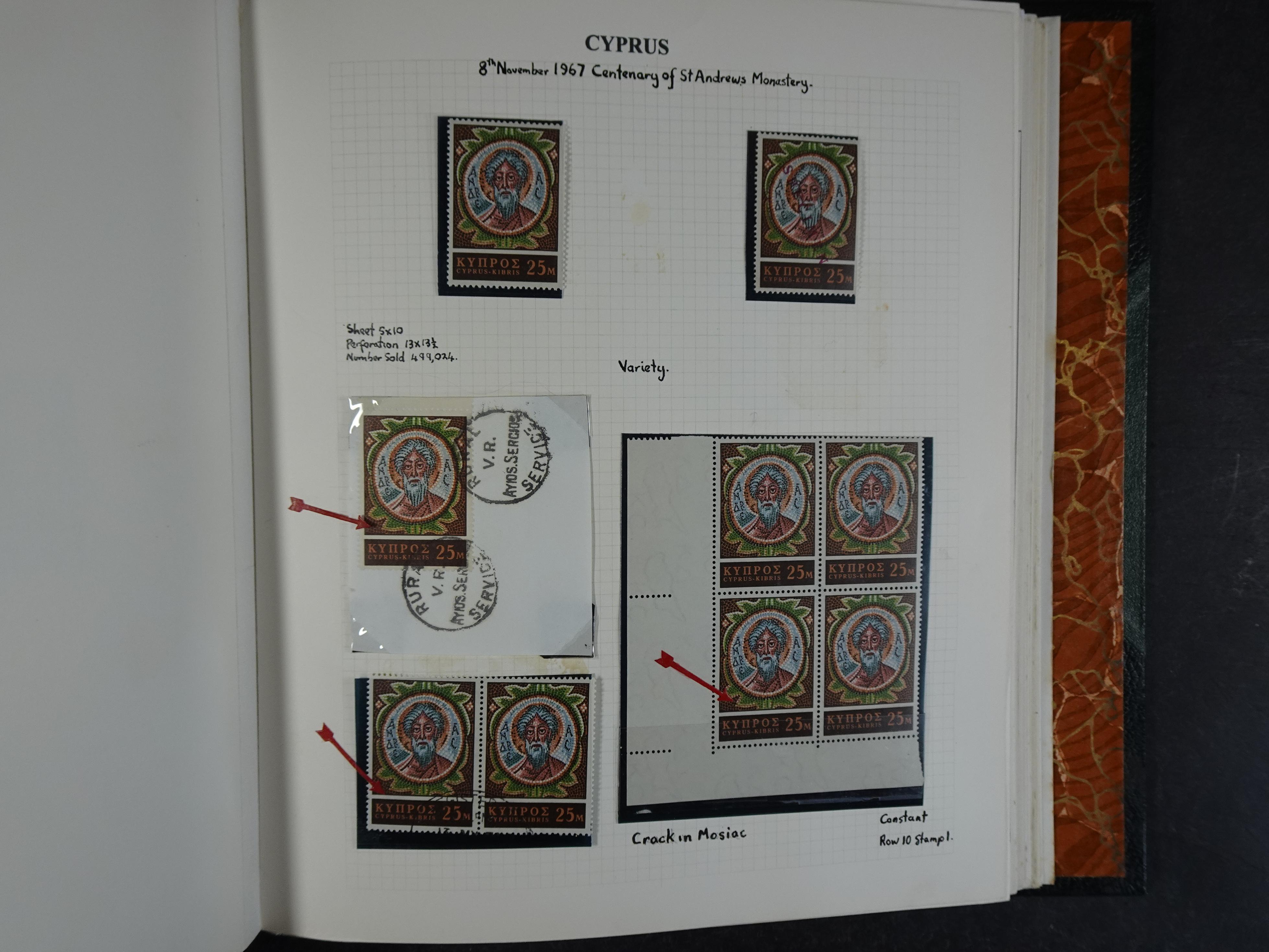 Prachtig en zeer uitgebreid collecte, waarbij dubbel verzameling. Tevens specimen, plaatfouten, boekjes, watermerken op blauwe albumbladeren.  95