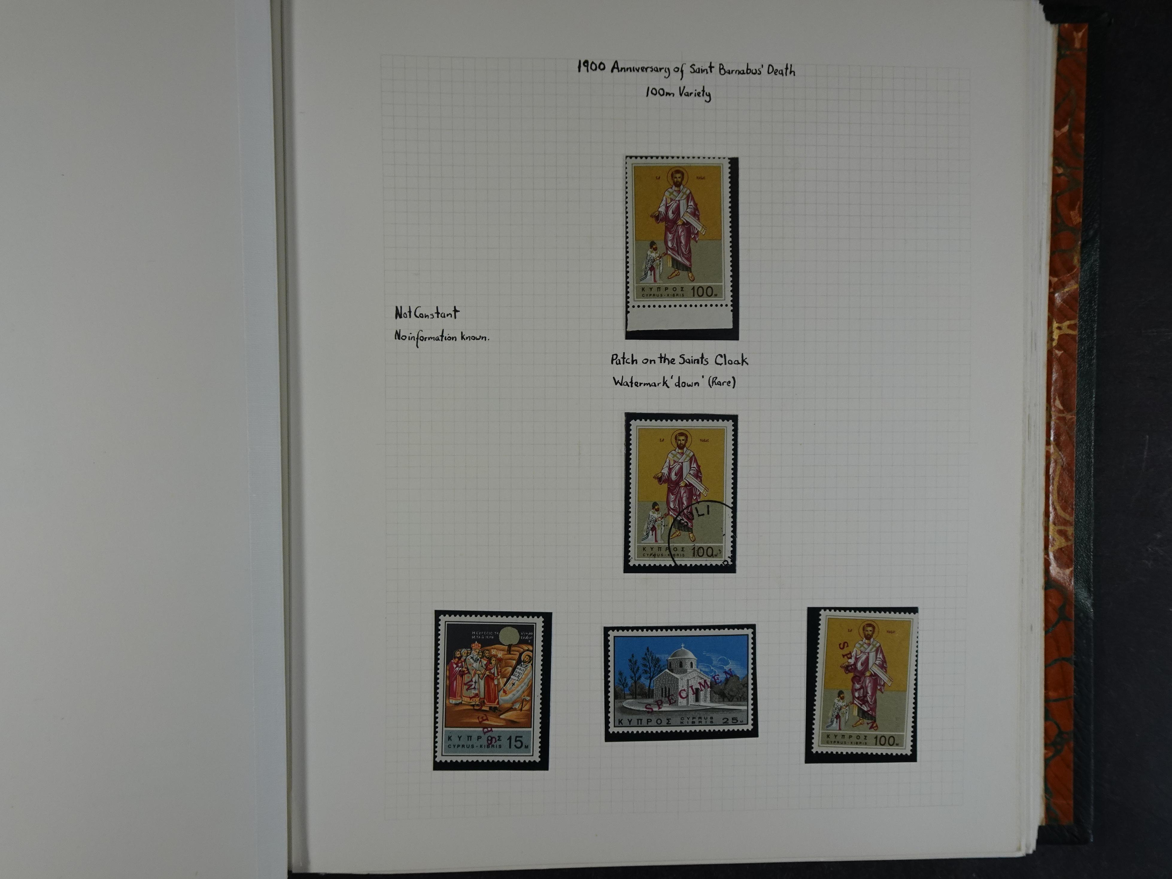 Prachtig en zeer uitgebreid collecte, waarbij dubbel verzameling. Tevens specimen, plaatfouten, boekjes, watermerken op blauwe albumbladeren.  137