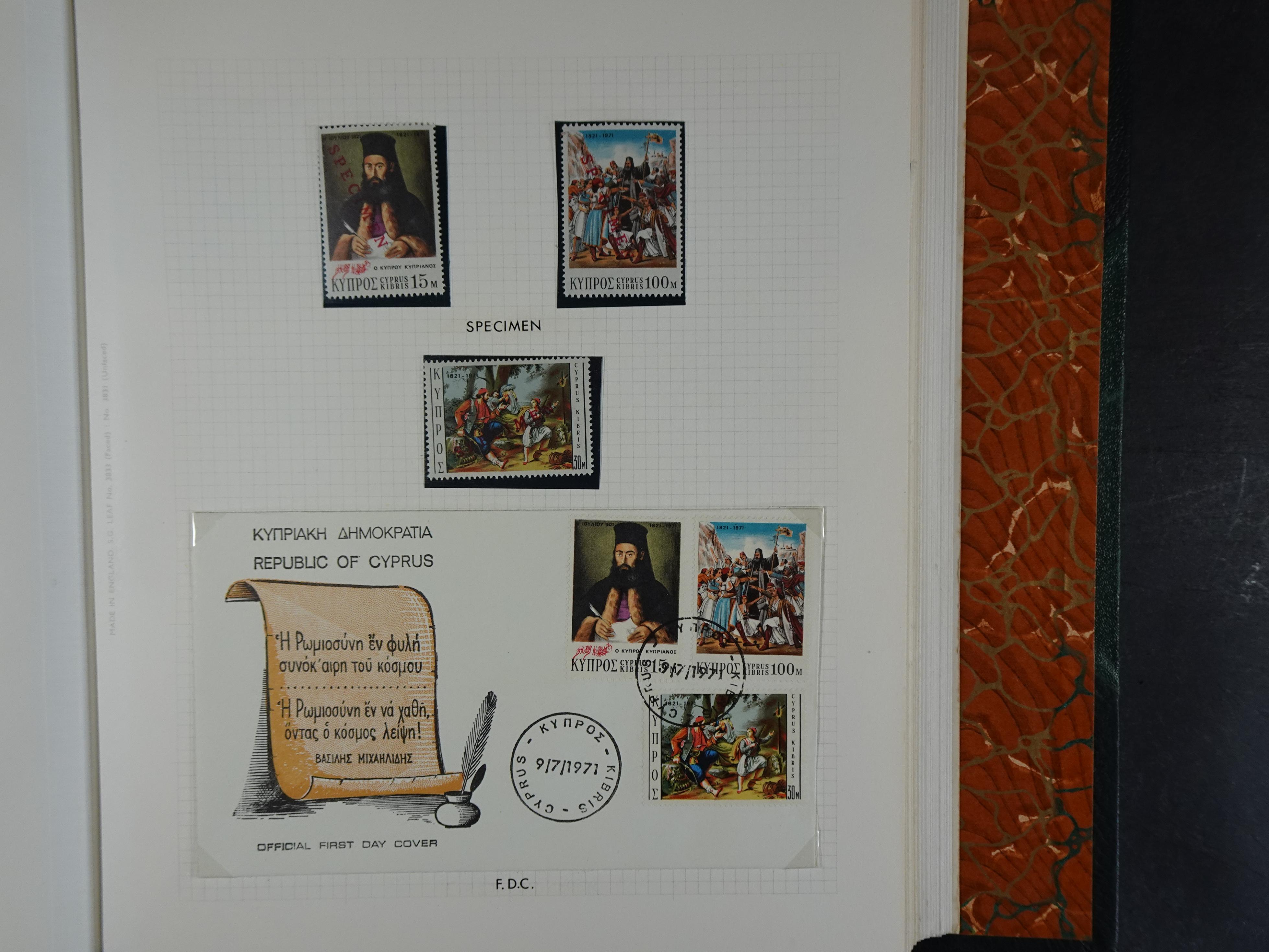 Prachtig en zeer uitgebreid collecte, waarbij dubbel verzameling. Tevens specimen, plaatfouten, boekjes, watermerken op blauwe albumbladeren.  179