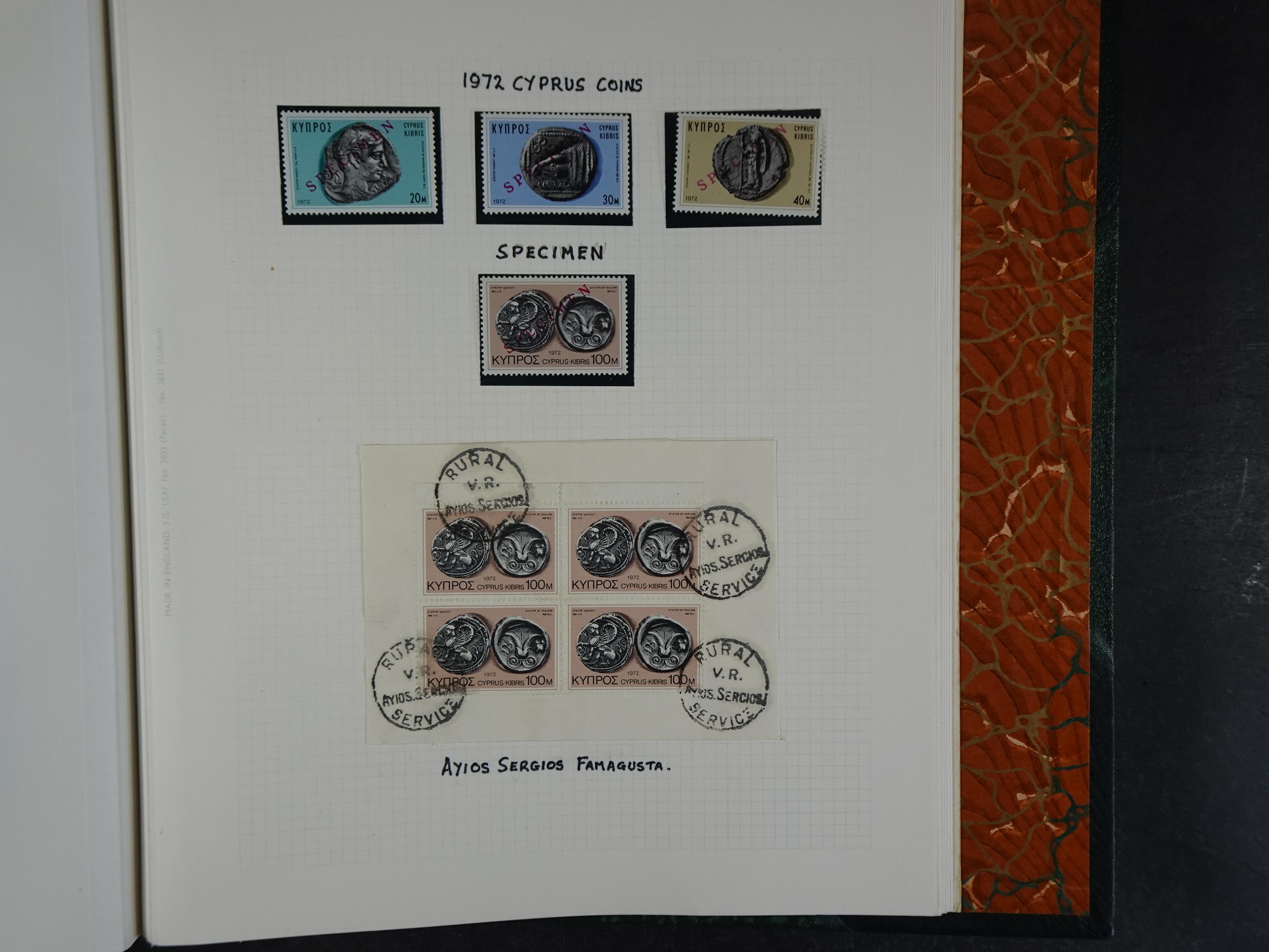 Prachtig en zeer uitgebreid collecte, waarbij dubbel verzameling. Tevens specimen, plaatfouten, boekjes, watermerken op blauwe albumbladeren.  193
