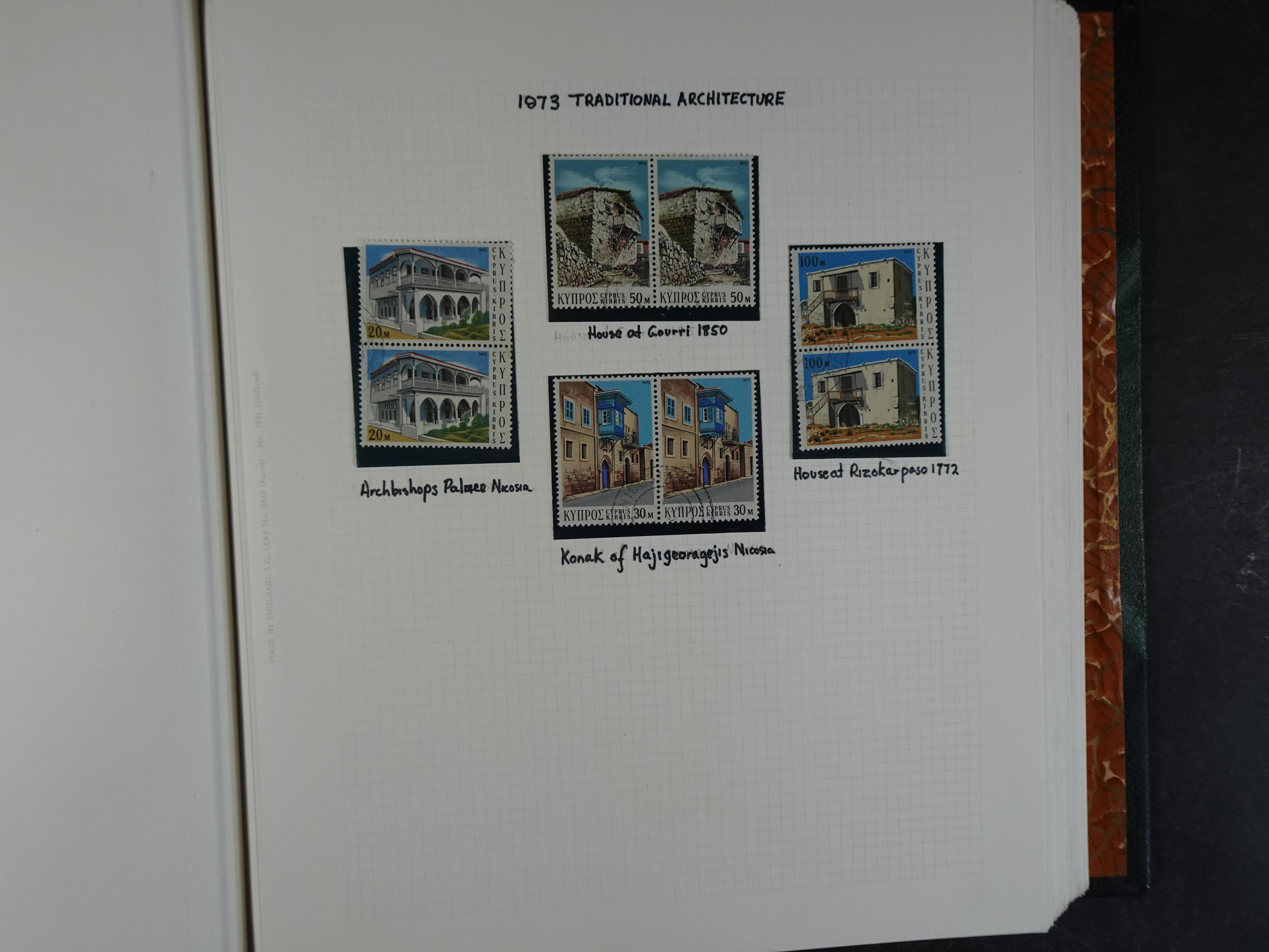 Prachtig en zeer uitgebreid collecte, waarbij dubbel verzameling. Tevens specimen, plaatfouten, boekjes, watermerken op blauwe albumbladeren.  204