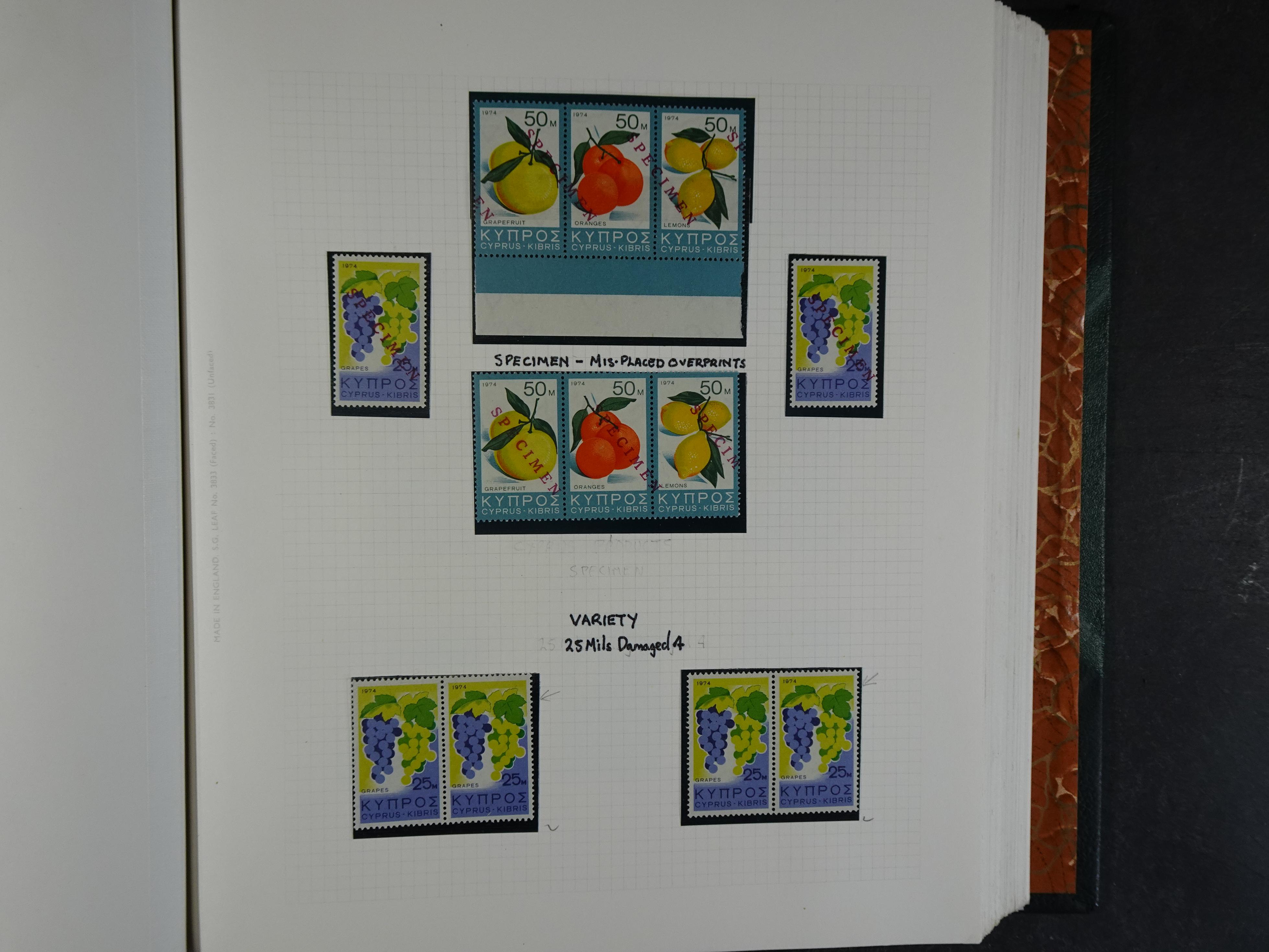 Prachtig en zeer uitgebreid collecte, waarbij dubbel verzameling. Tevens specimen, plaatfouten, boekjes, watermerken op blauwe albumbladeren.  213