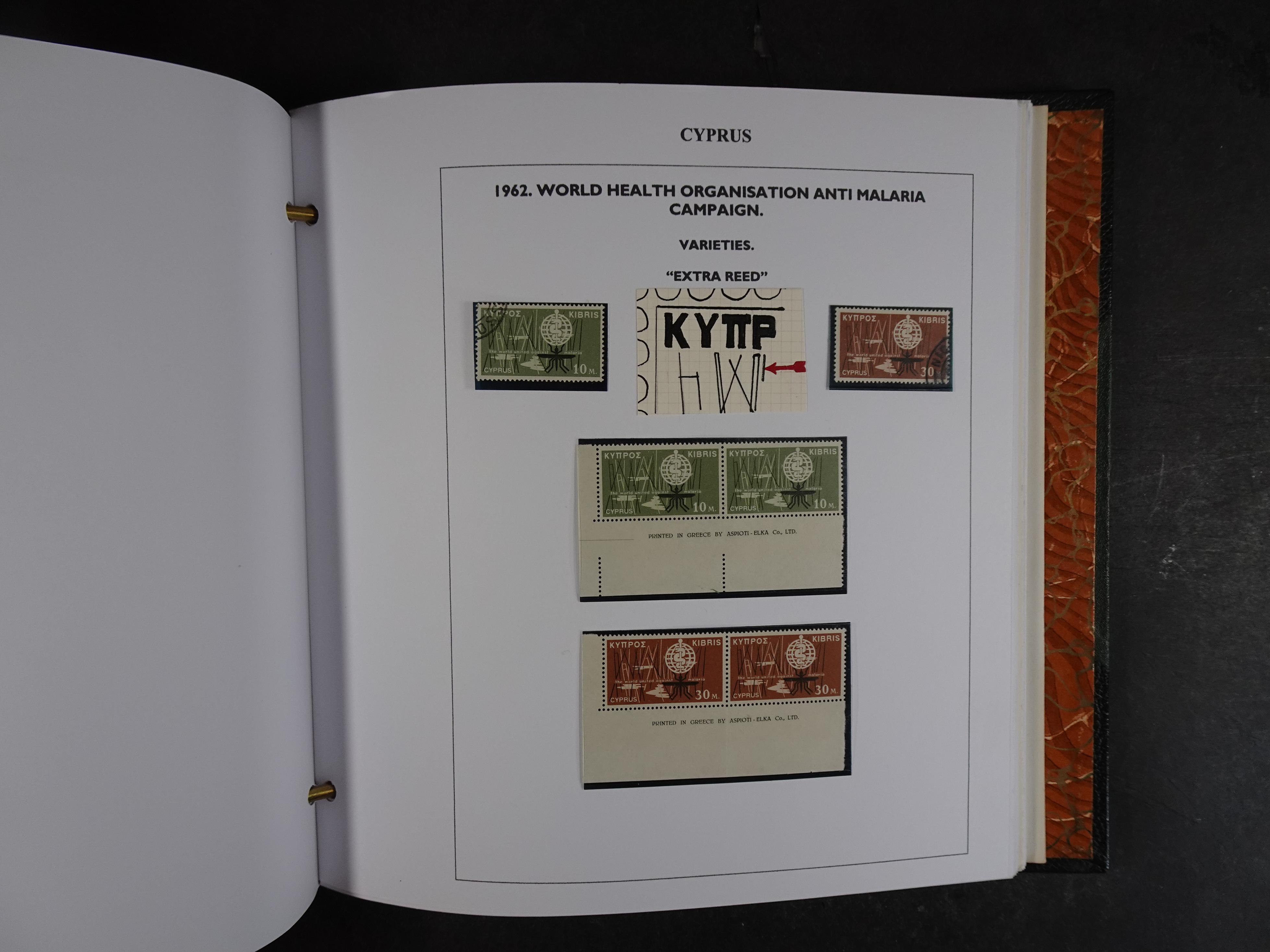 Prachtig en zeer uitgebreid collecte, waarbij dubbel verzameling. Tevens specimen, plaatfouten, boekjes, watermerken op blauwe albumbladeren.  266