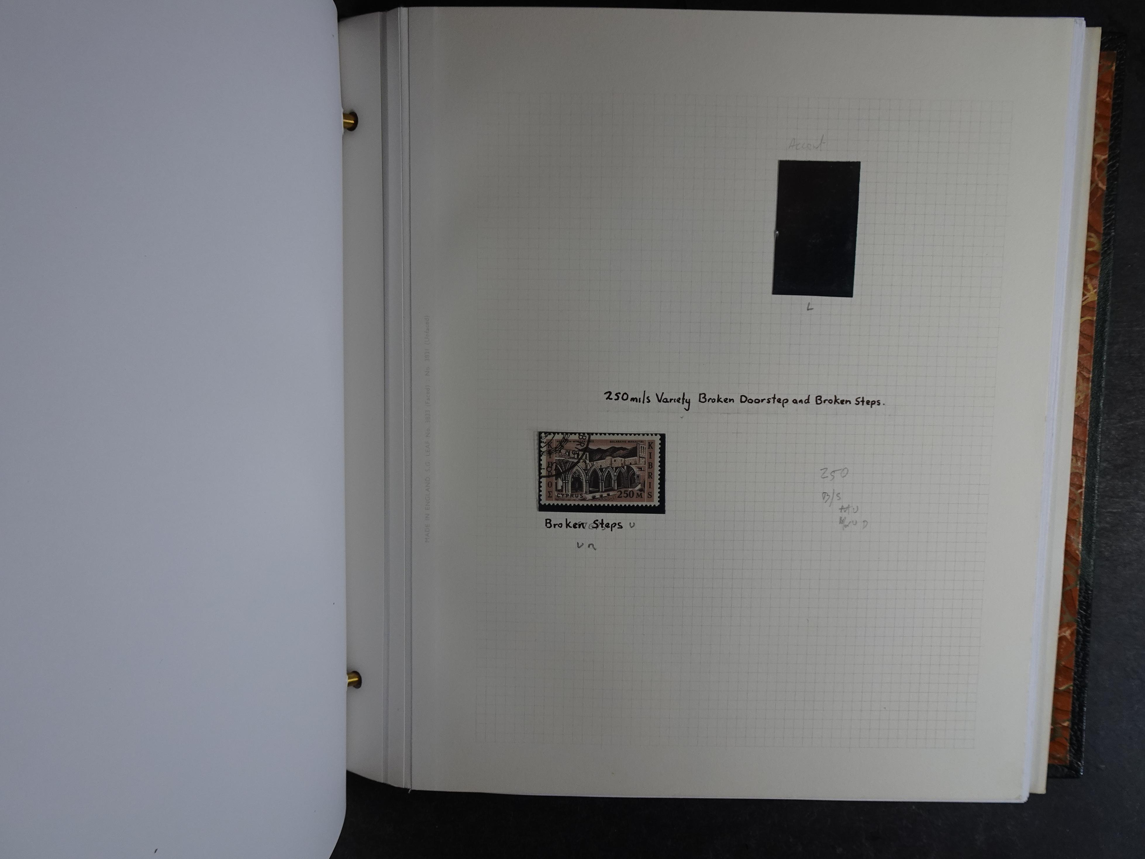 Prachtig en zeer uitgebreid collecte, waarbij dubbel verzameling. Tevens specimen, plaatfouten, boekjes, watermerken op blauwe albumbladeren.  275