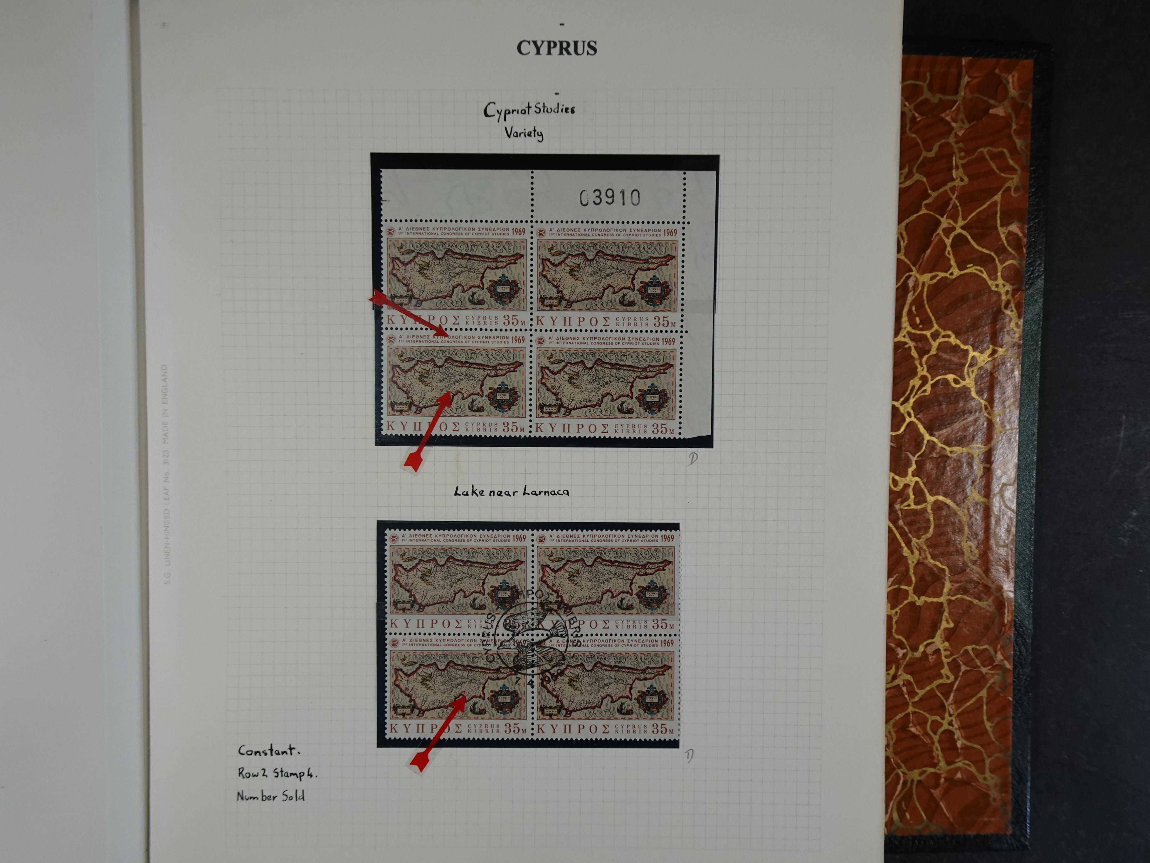 Prachtig en zeer uitgebreid collecte, waarbij dubbel verzameling. Tevens specimen, plaatfouten, boekjes, watermerken op blauwe albumbladeren.  361