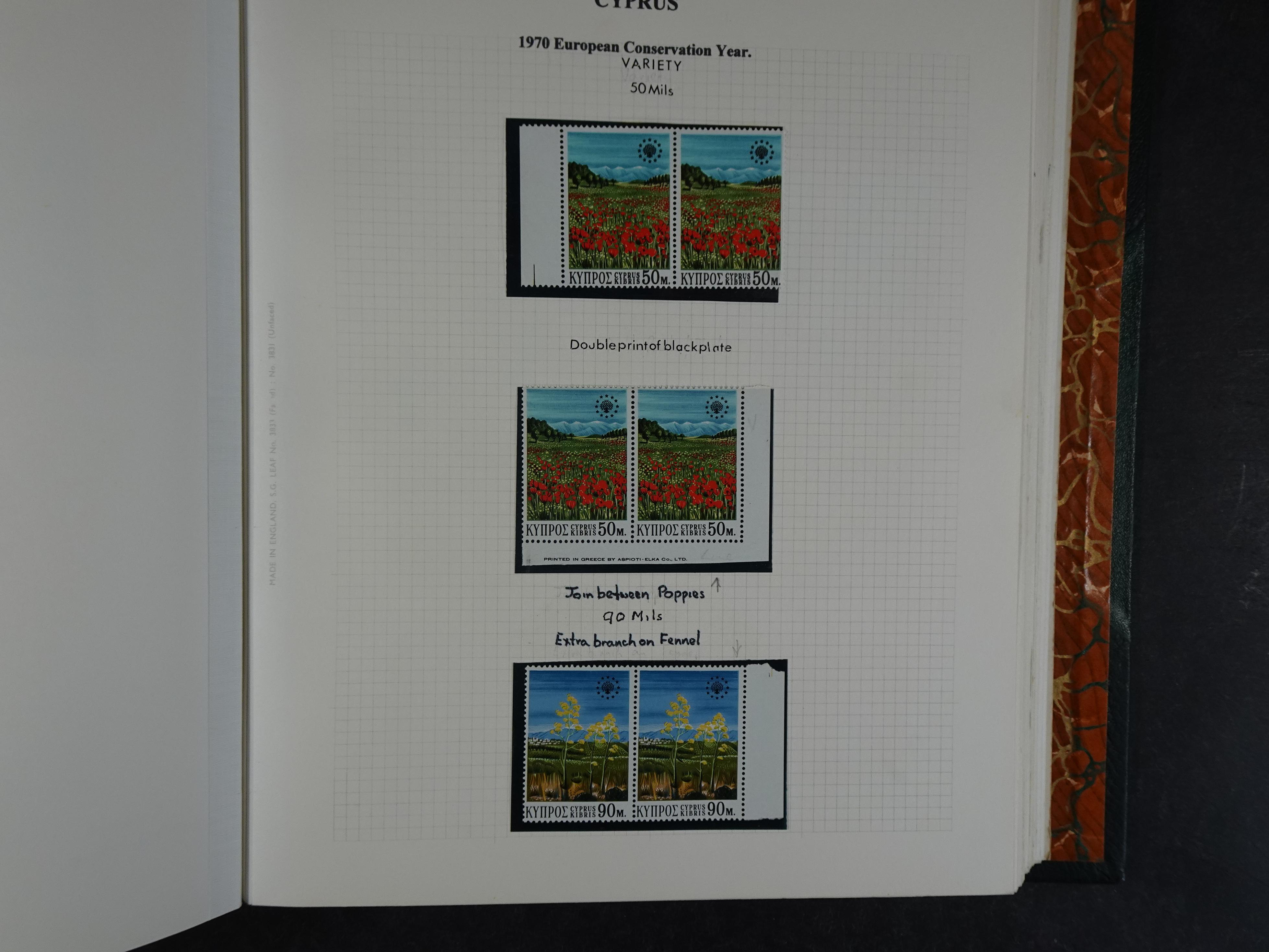 Prachtig en zeer uitgebreid collecte, waarbij dubbel verzameling. Tevens specimen, plaatfouten, boekjes, watermerken op blauwe albumbladeren.  403