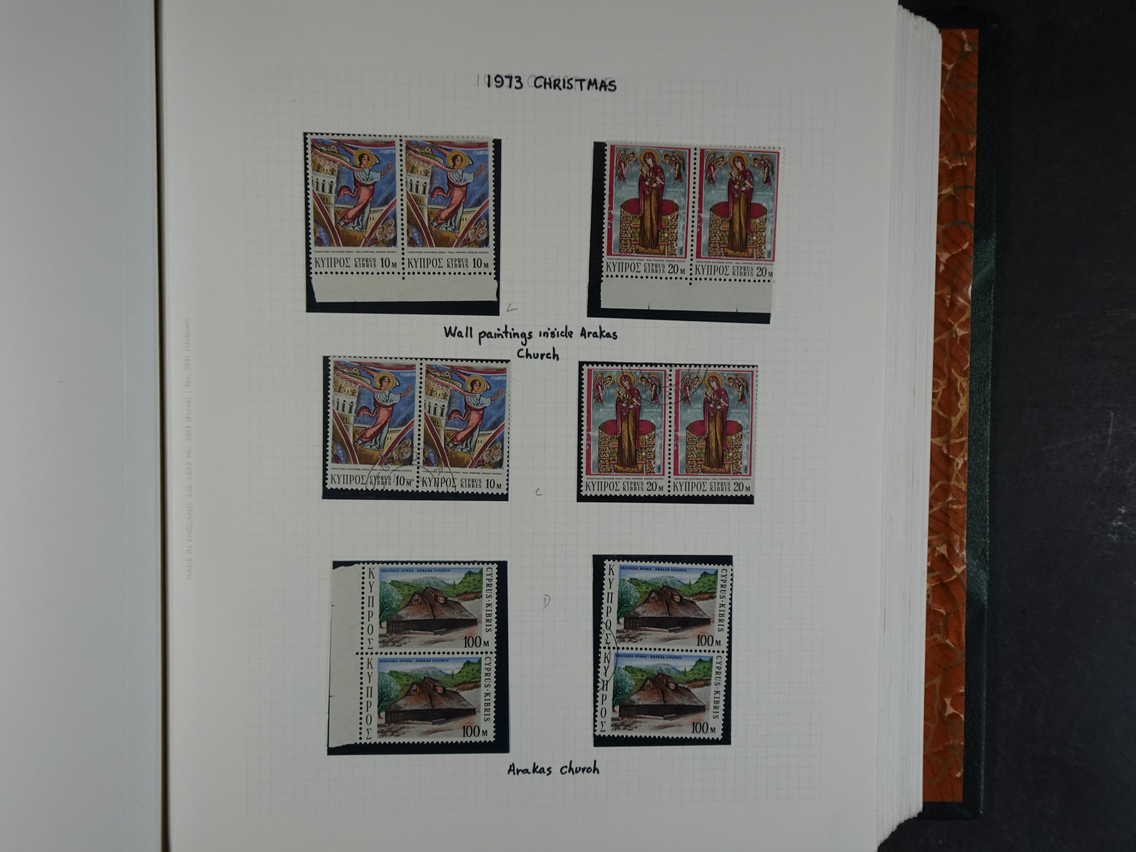 Prachtig en zeer uitgebreid collecte, waarbij dubbel verzameling. Tevens specimen, plaatfouten, boekjes, watermerken op blauwe albumbladeren.  458