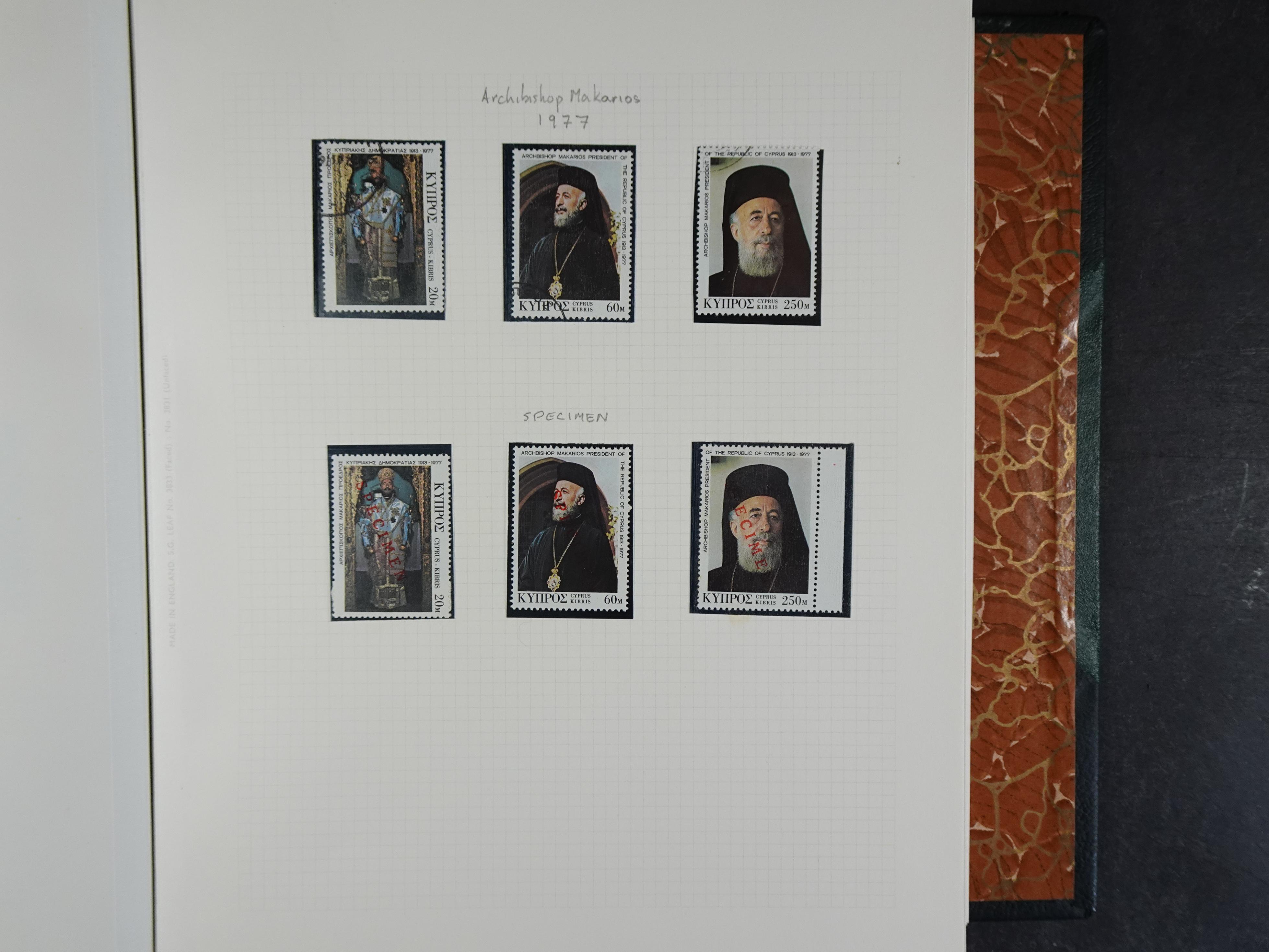 Prachtig en zeer uitgebreid collecte, waarbij dubbel verzameling. Tevens specimen, plaatfouten, boekjes, watermerken op blauwe albumbladeren.  511