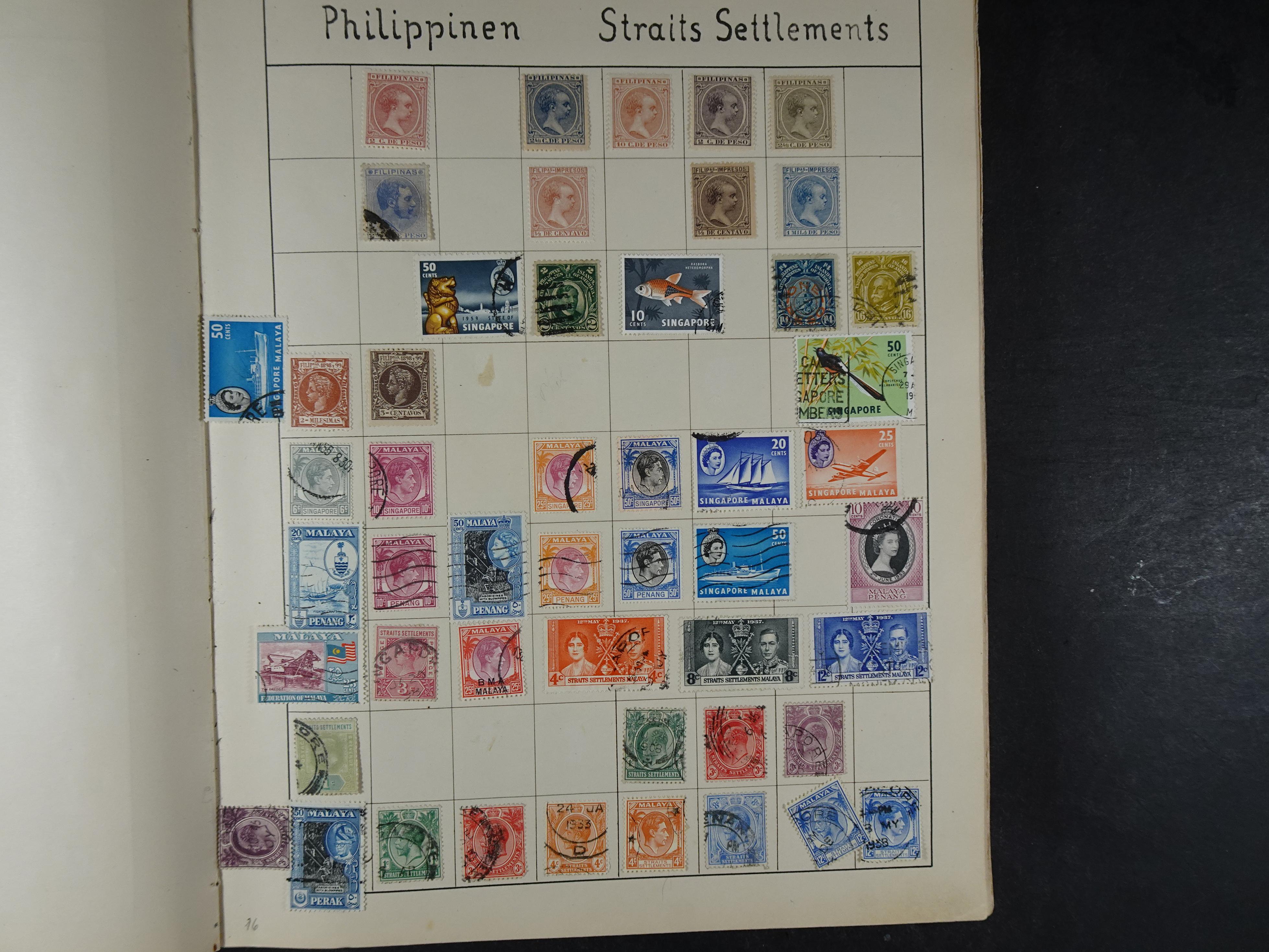 Mooie verzameling met ook China en Japan. 15