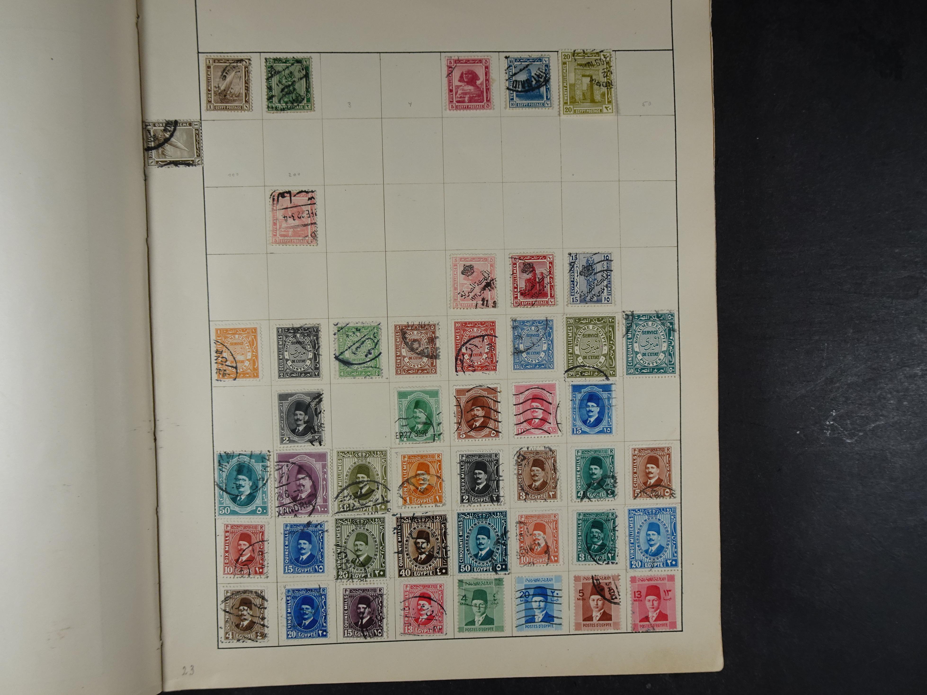 Mooie verzameling met ook China en Japan. 22