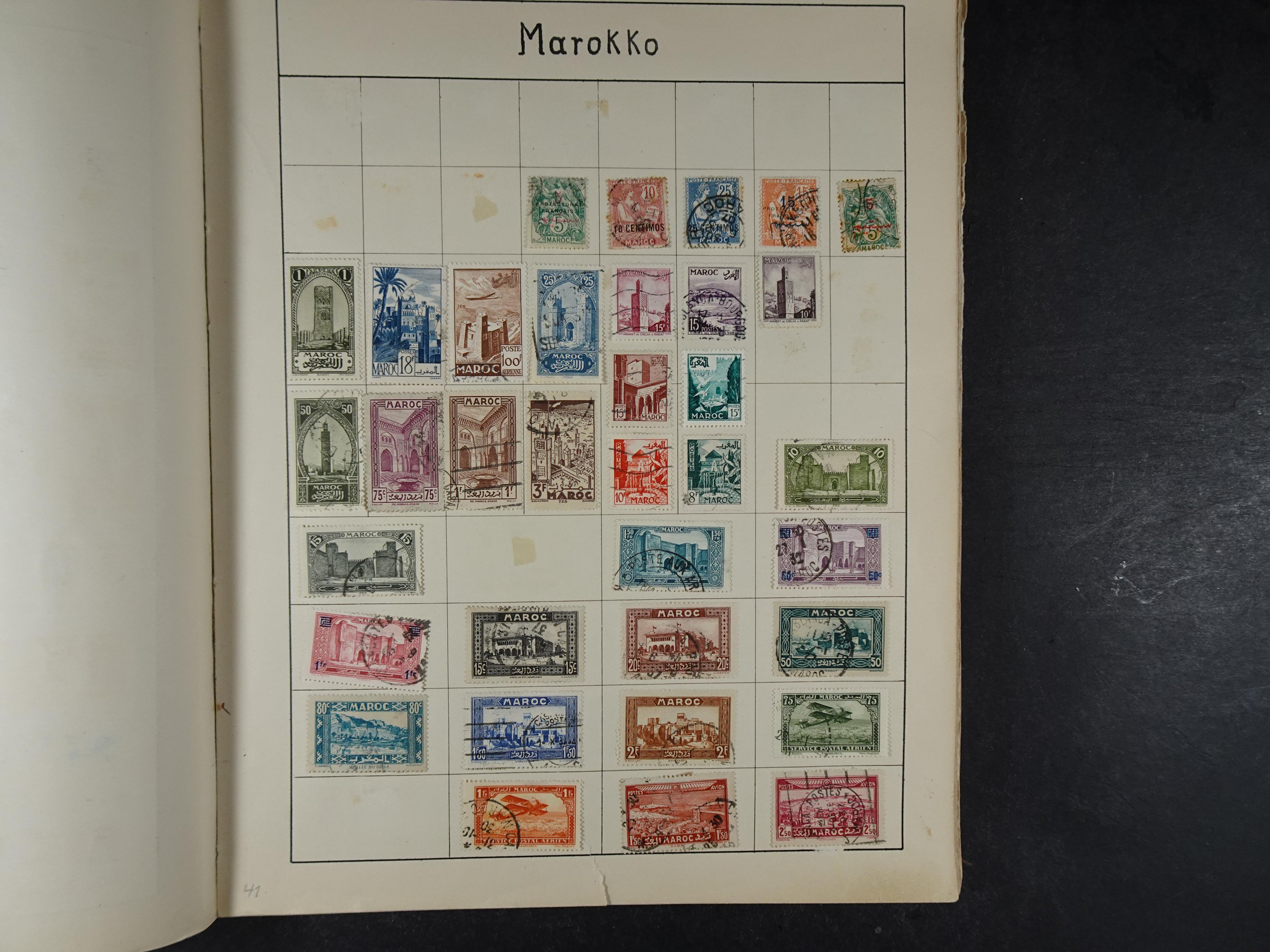 Mooie verzameling met ook China en Japan. 43