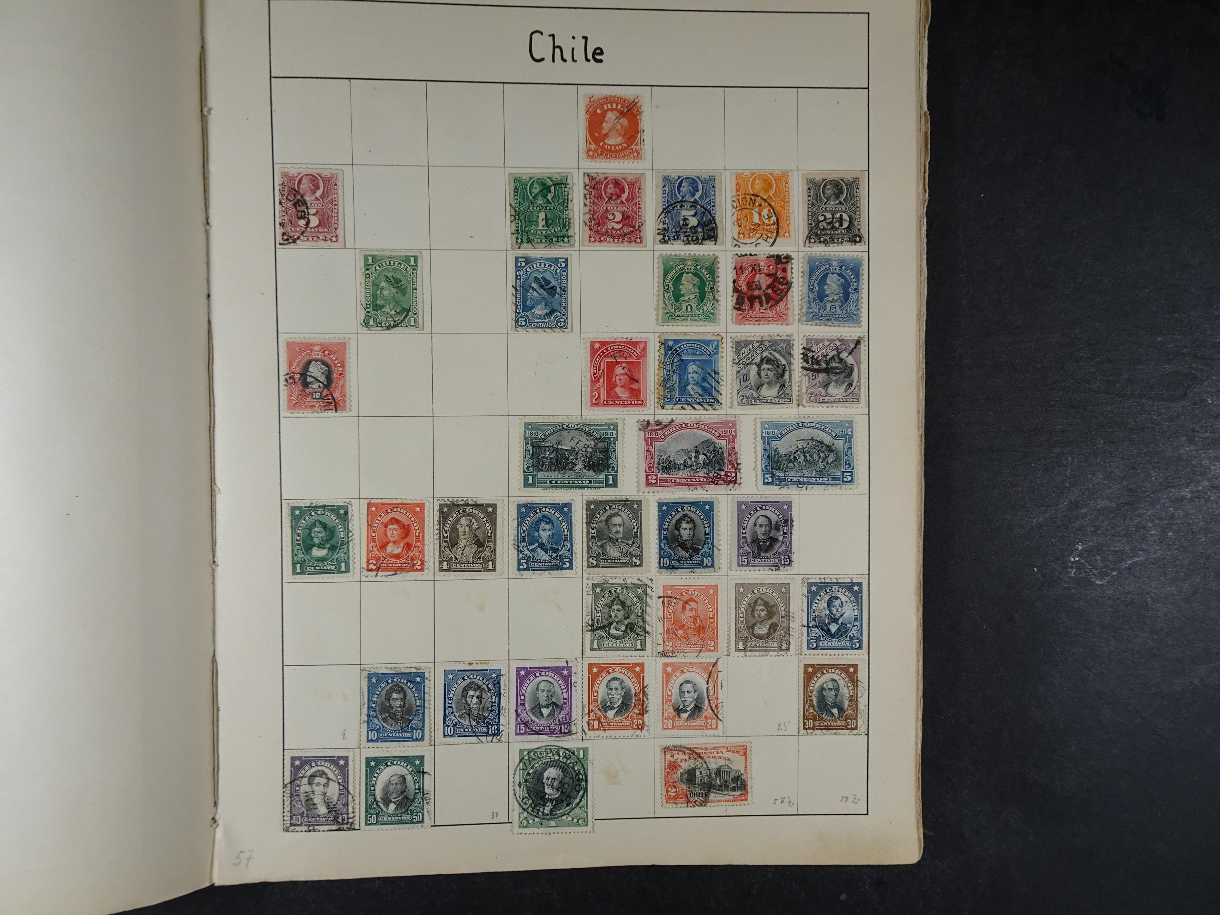 Mooie verzameling met ook China en Japan. 59