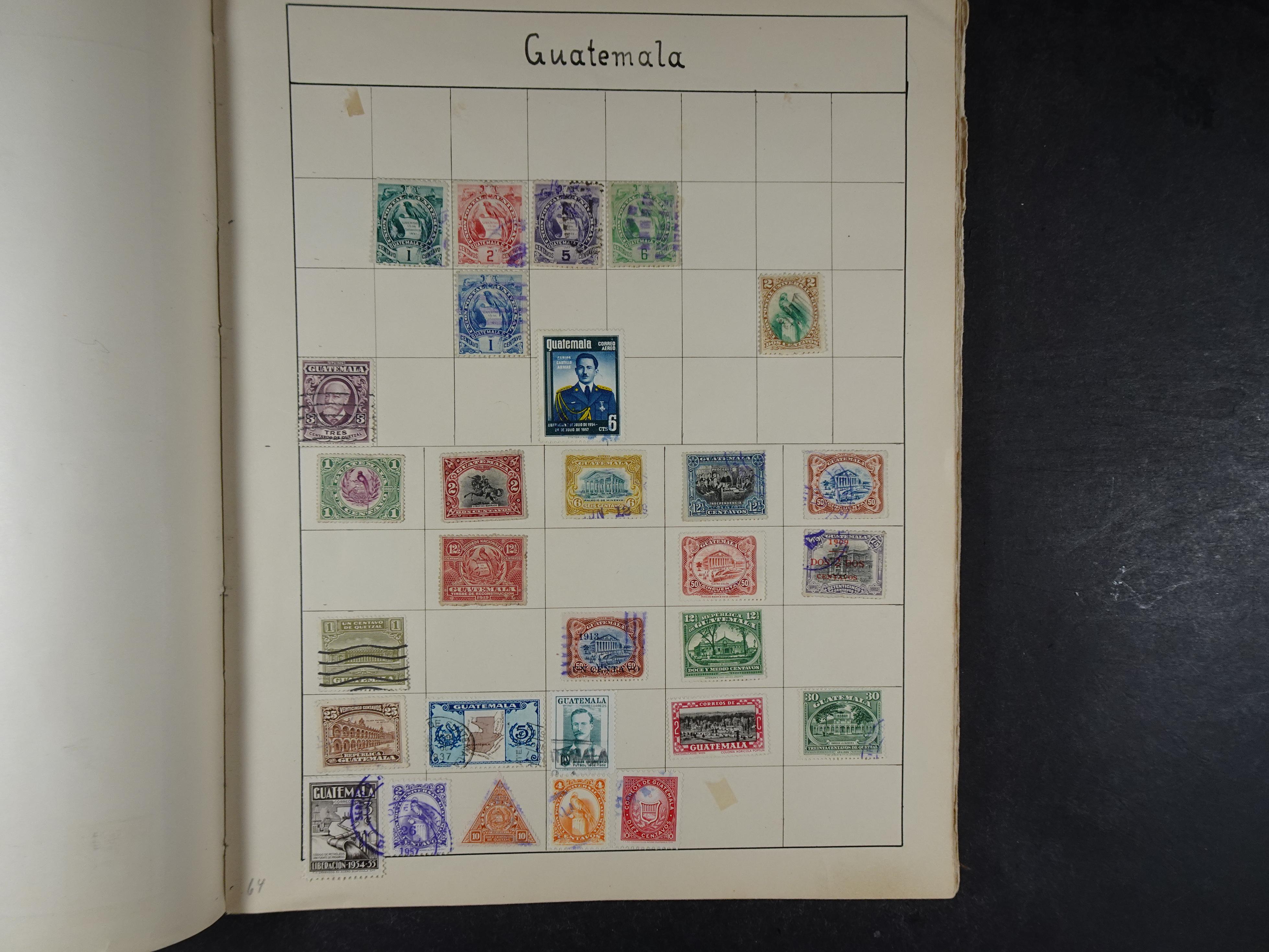 Mooie verzameling met ook China en Japan. 66