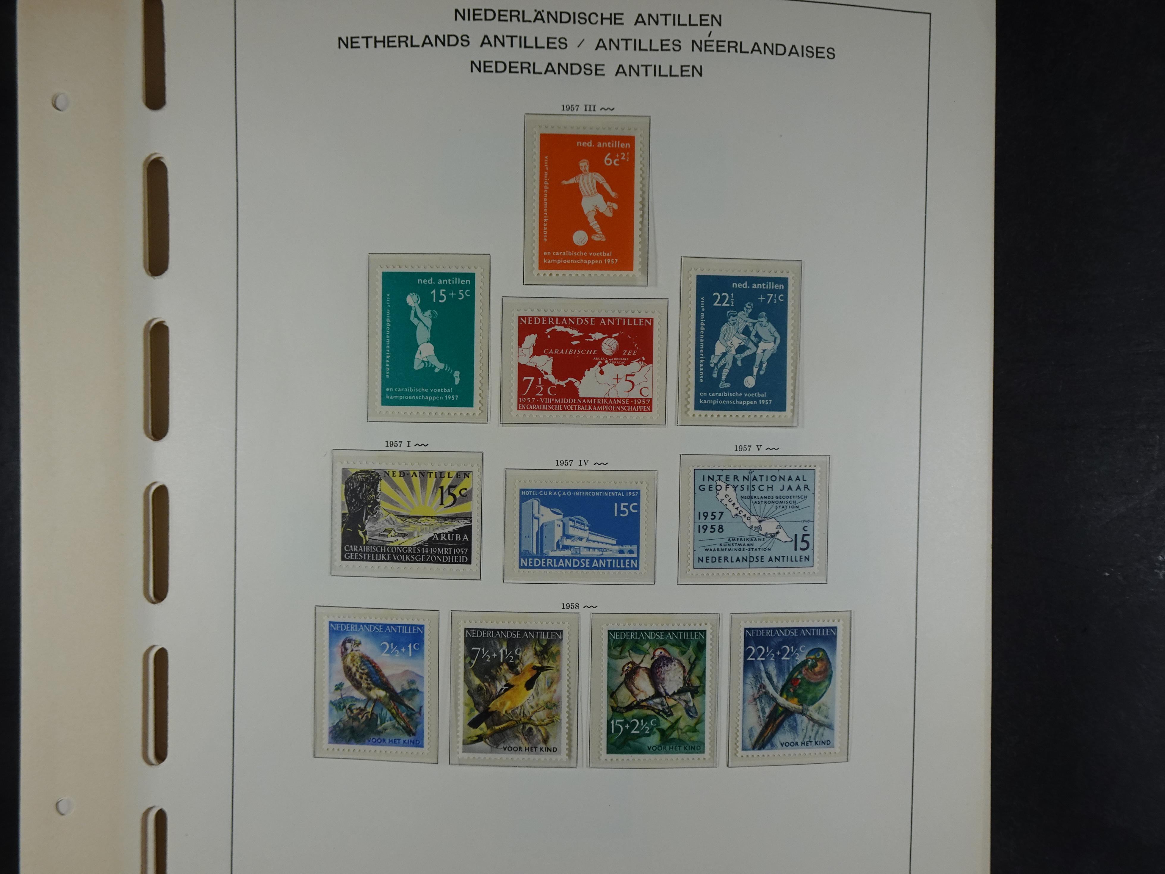 1949 - 2010 compleet postfris op ENFACE NA, deze heeft lichte plakker 8