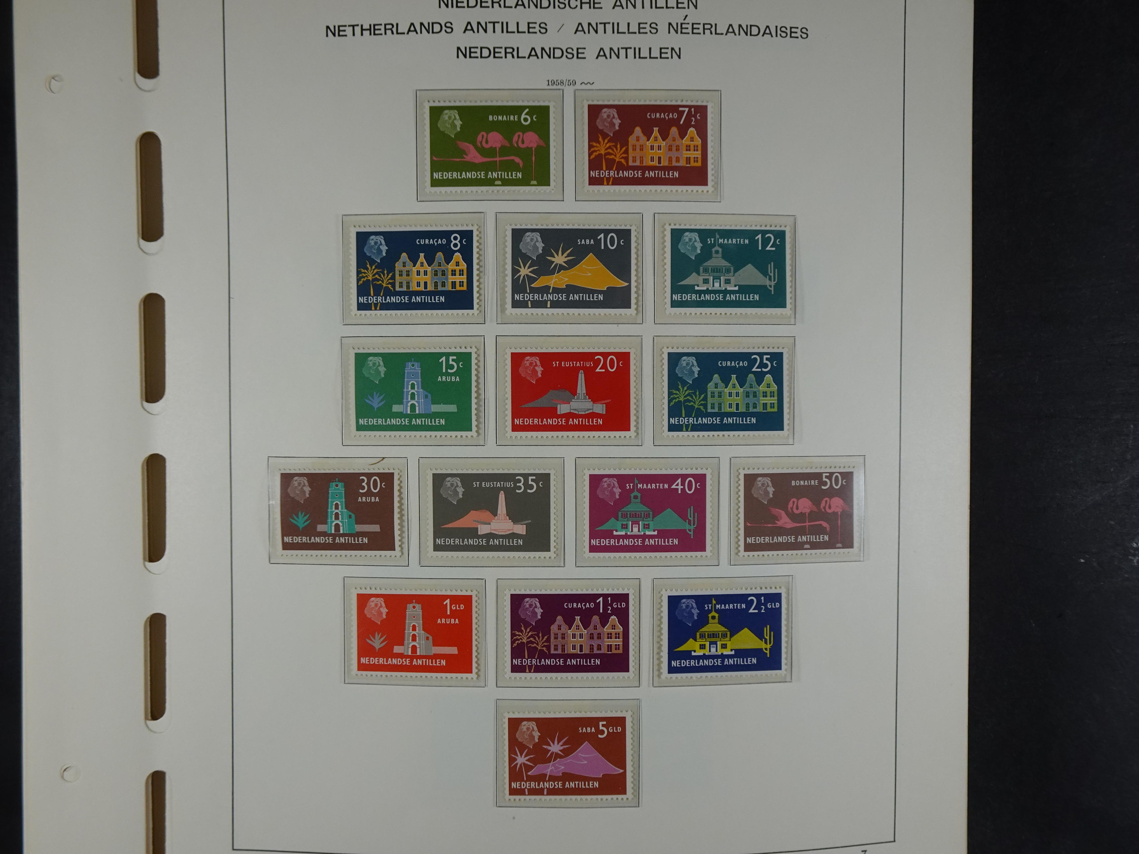 1949 - 2010 compleet postfris op ENFACE NA, deze heeft lichte plakker 9