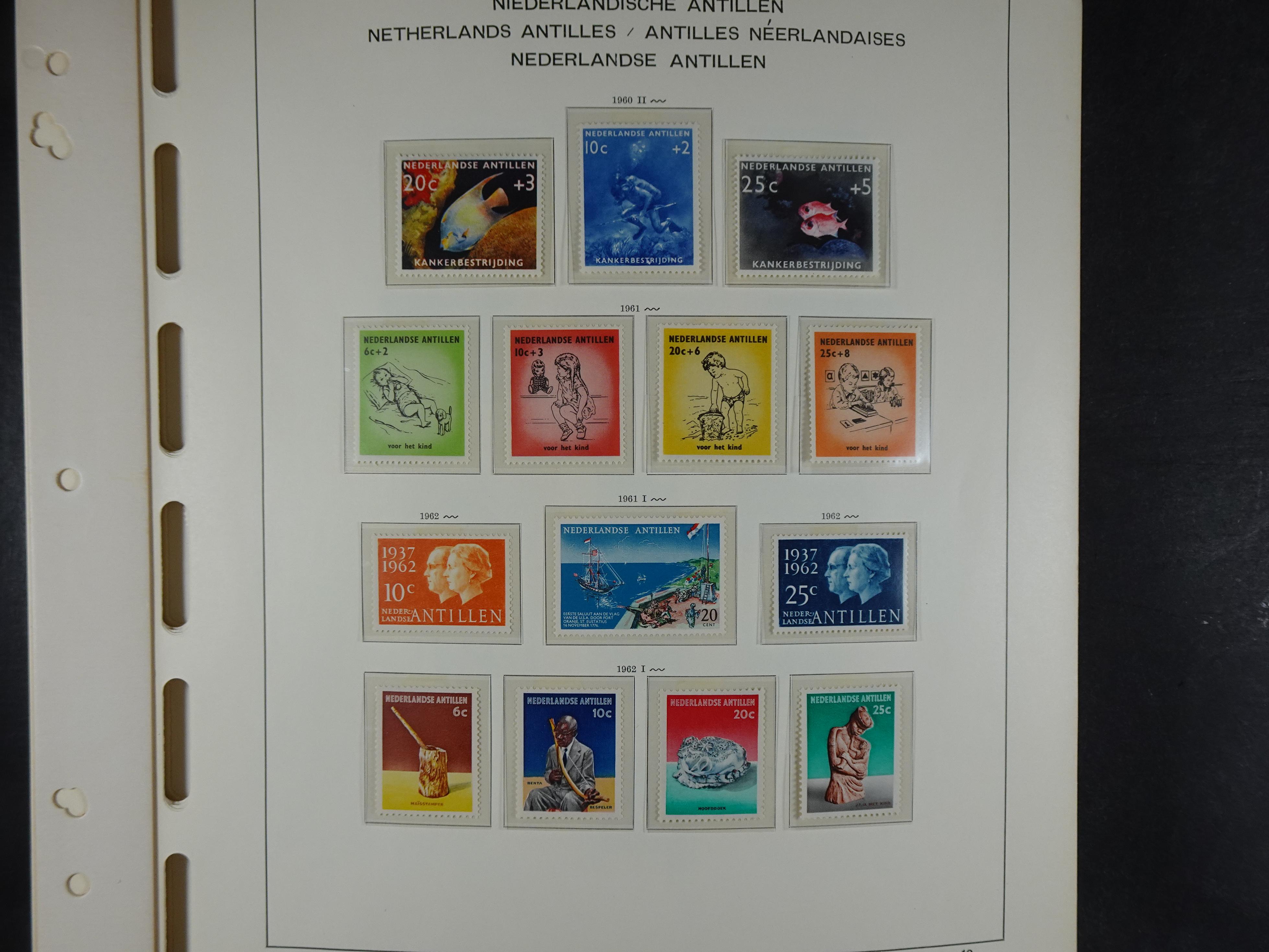 1949 - 2010 compleet postfris op ENFACE NA, deze heeft lichte plakker 12