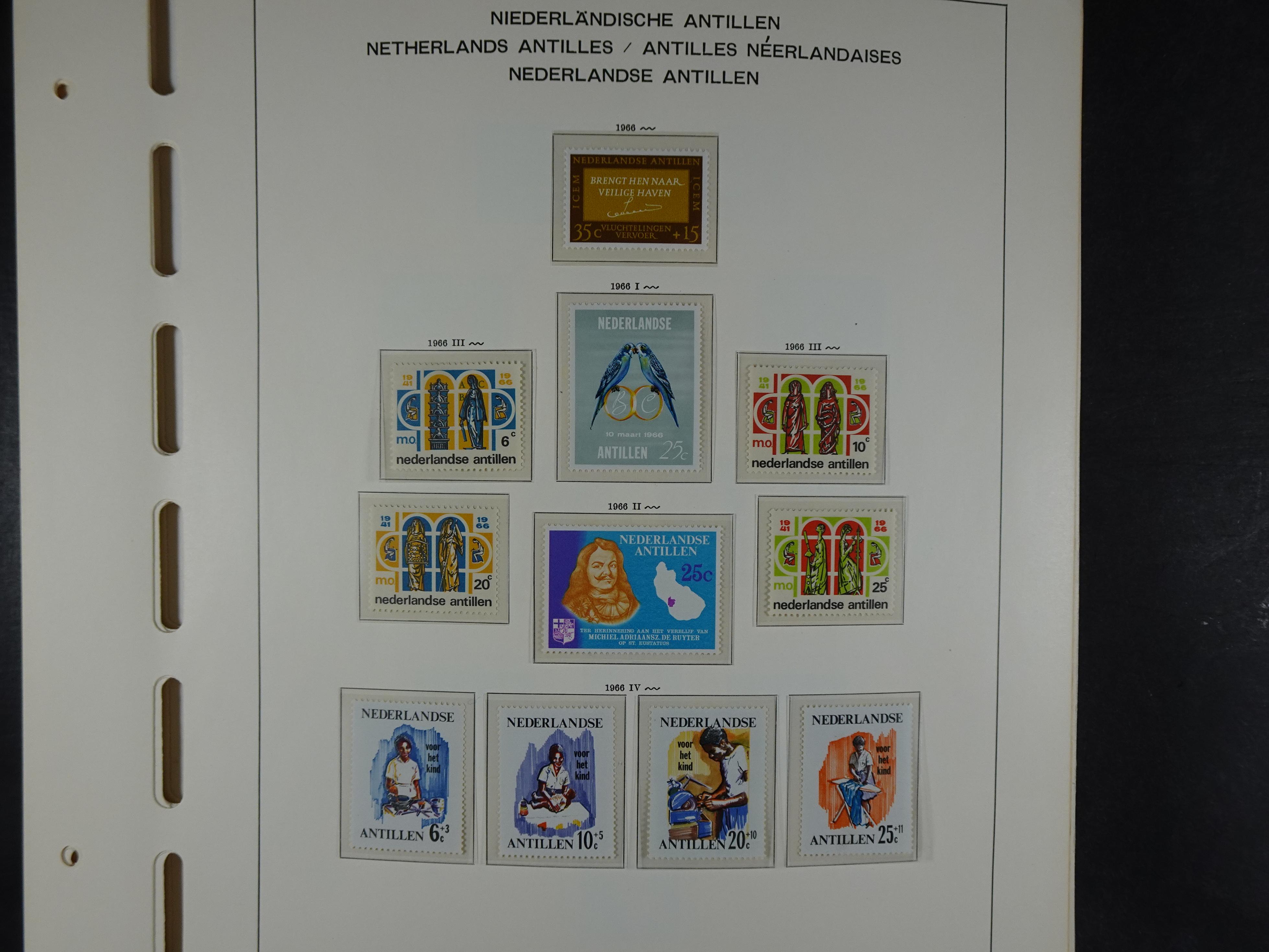 1949 - 2010 compleet postfris op ENFACE NA, deze heeft lichte plakker 16