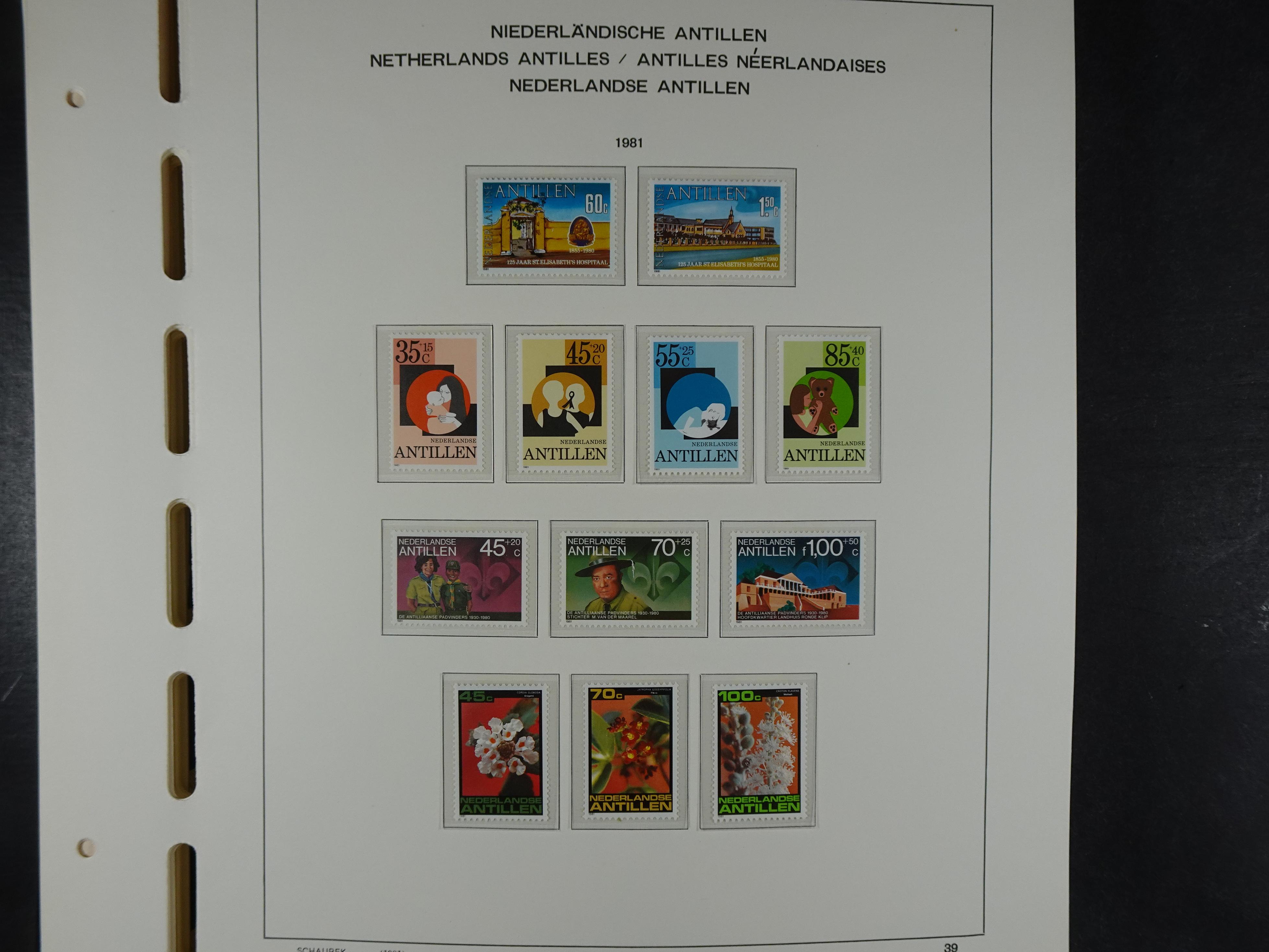 1949 - 2010 compleet postfris op ENFACE NA, deze heeft lichte plakker 43