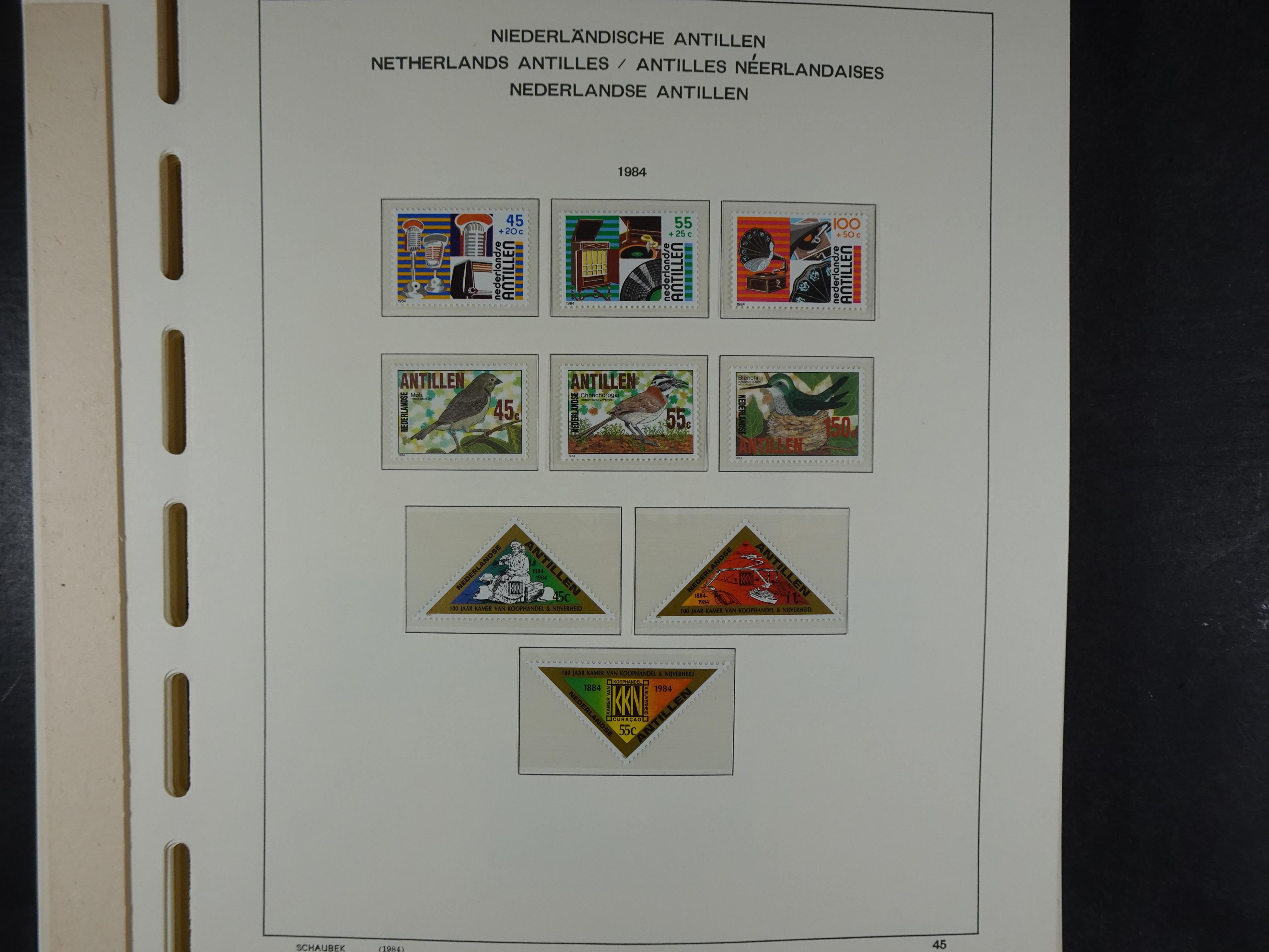 1949 - 2010 compleet postfris op ENFACE NA, deze heeft lichte plakker 49