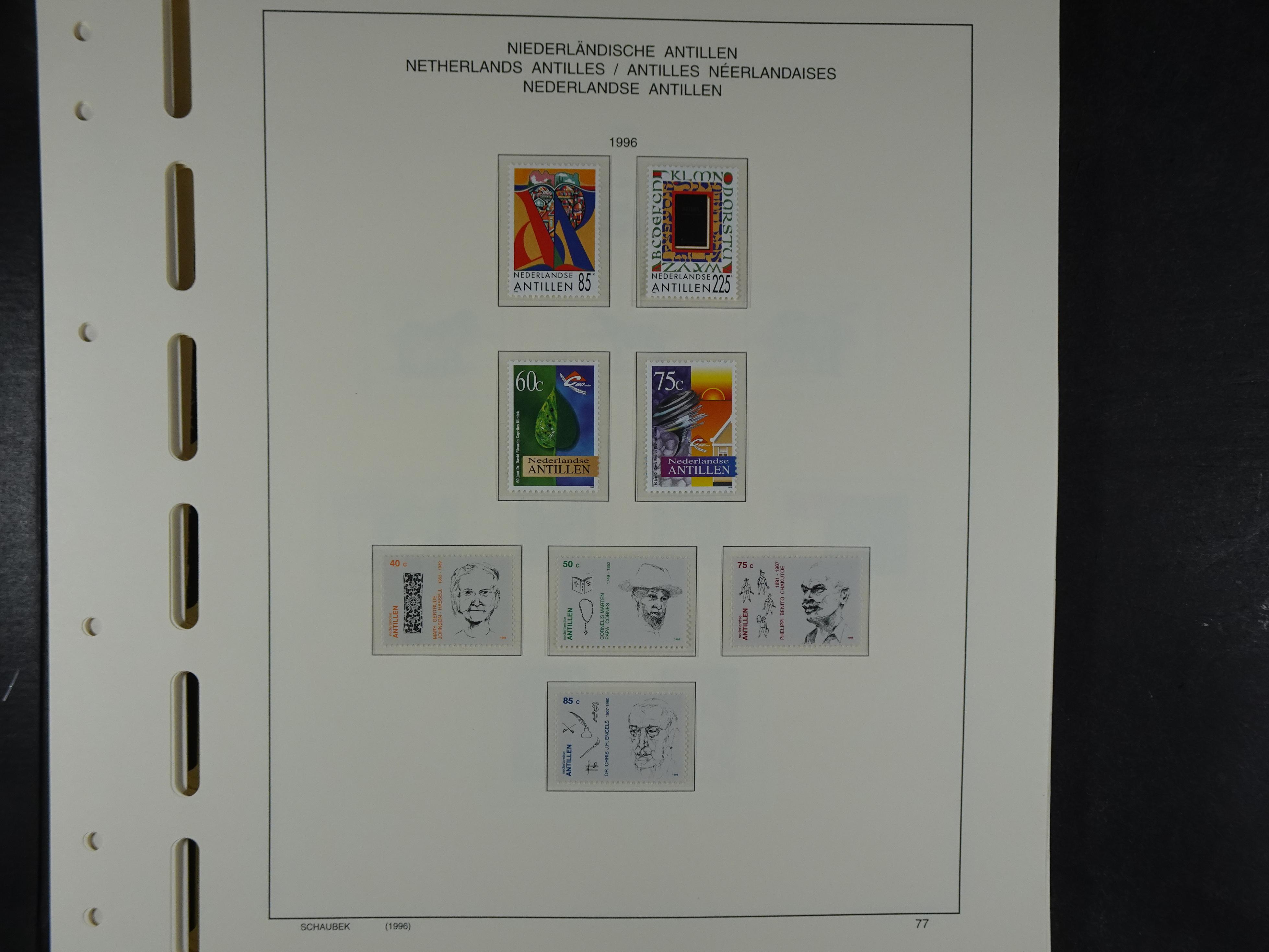 1949 - 2010 compleet postfris op ENFACE NA, deze heeft lichte plakker 82