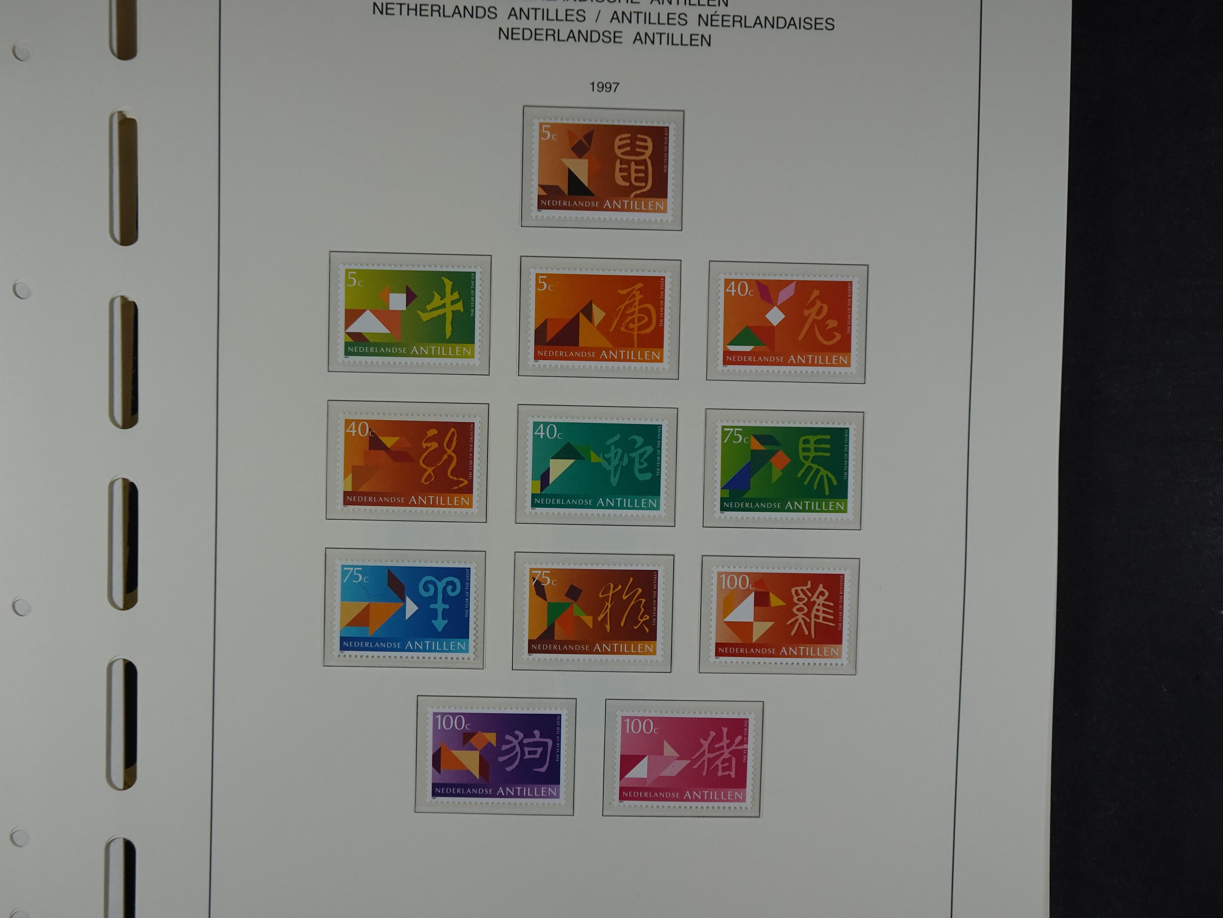 1949 - 2010 compleet postfris op ENFACE NA, deze heeft lichte plakker 87