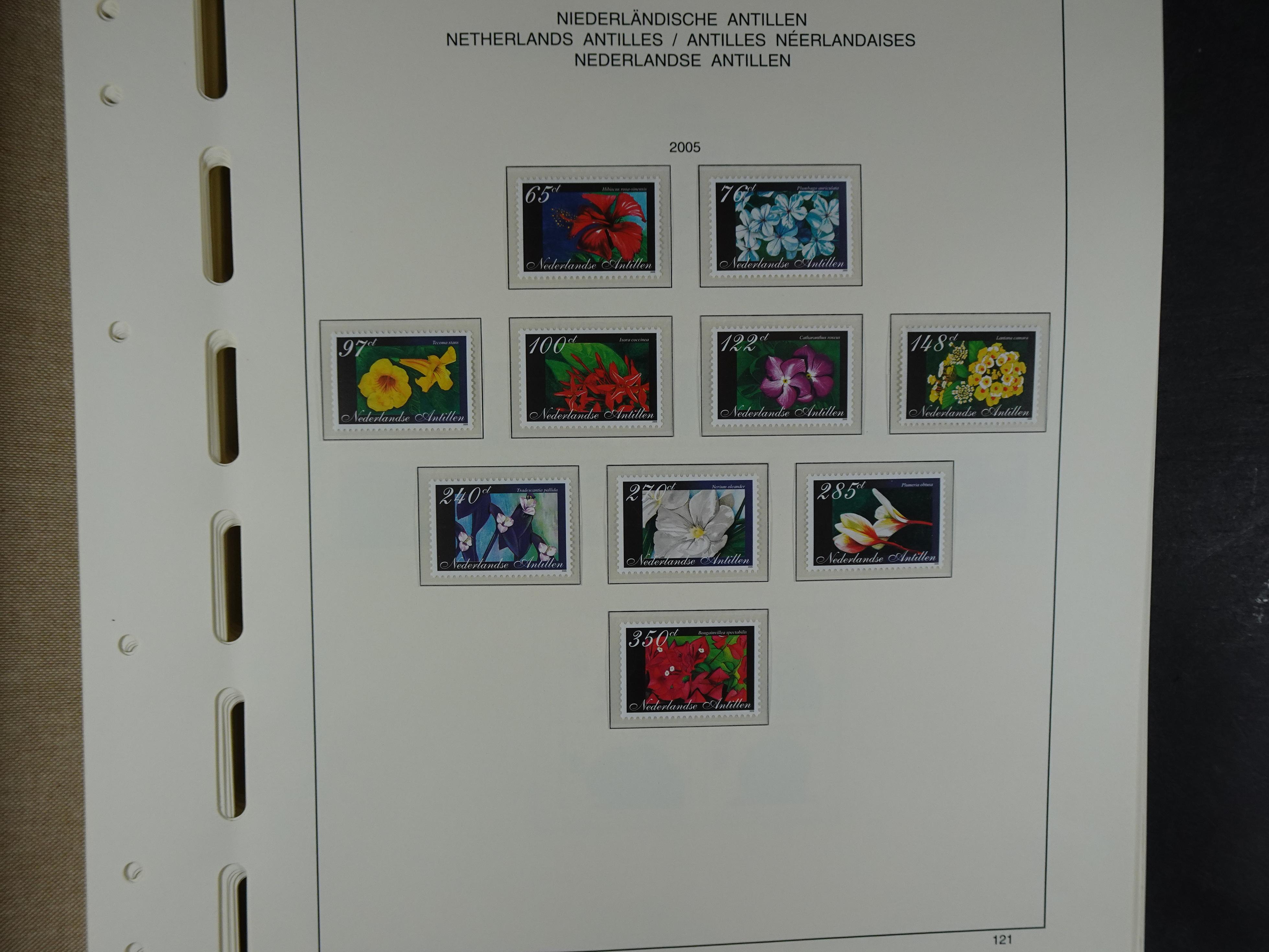 1949 - 2010 compleet postfris op ENFACE NA, deze heeft lichte plakker 129