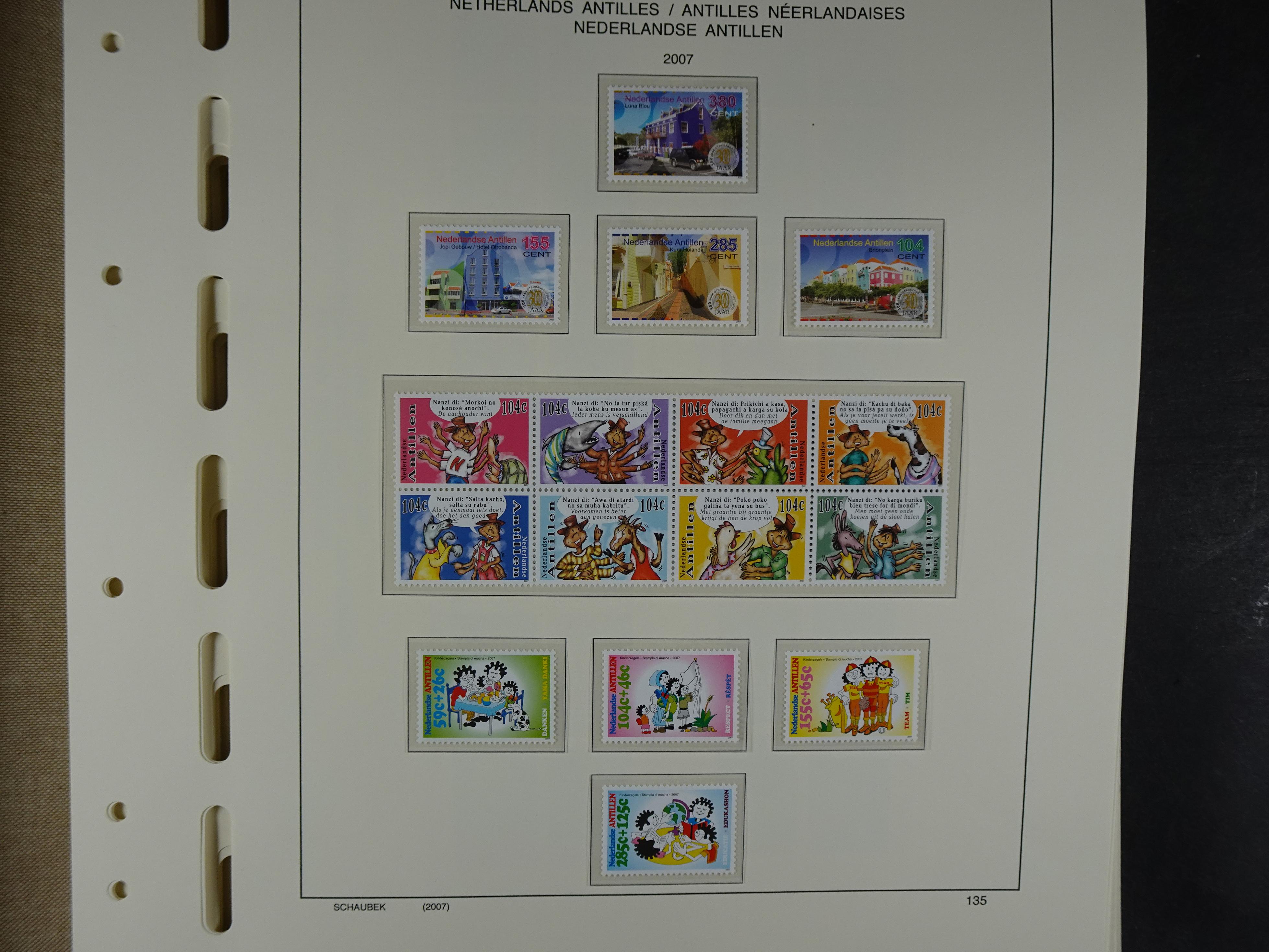 1949 - 2010 compleet postfris op ENFACE NA, deze heeft lichte plakker 143