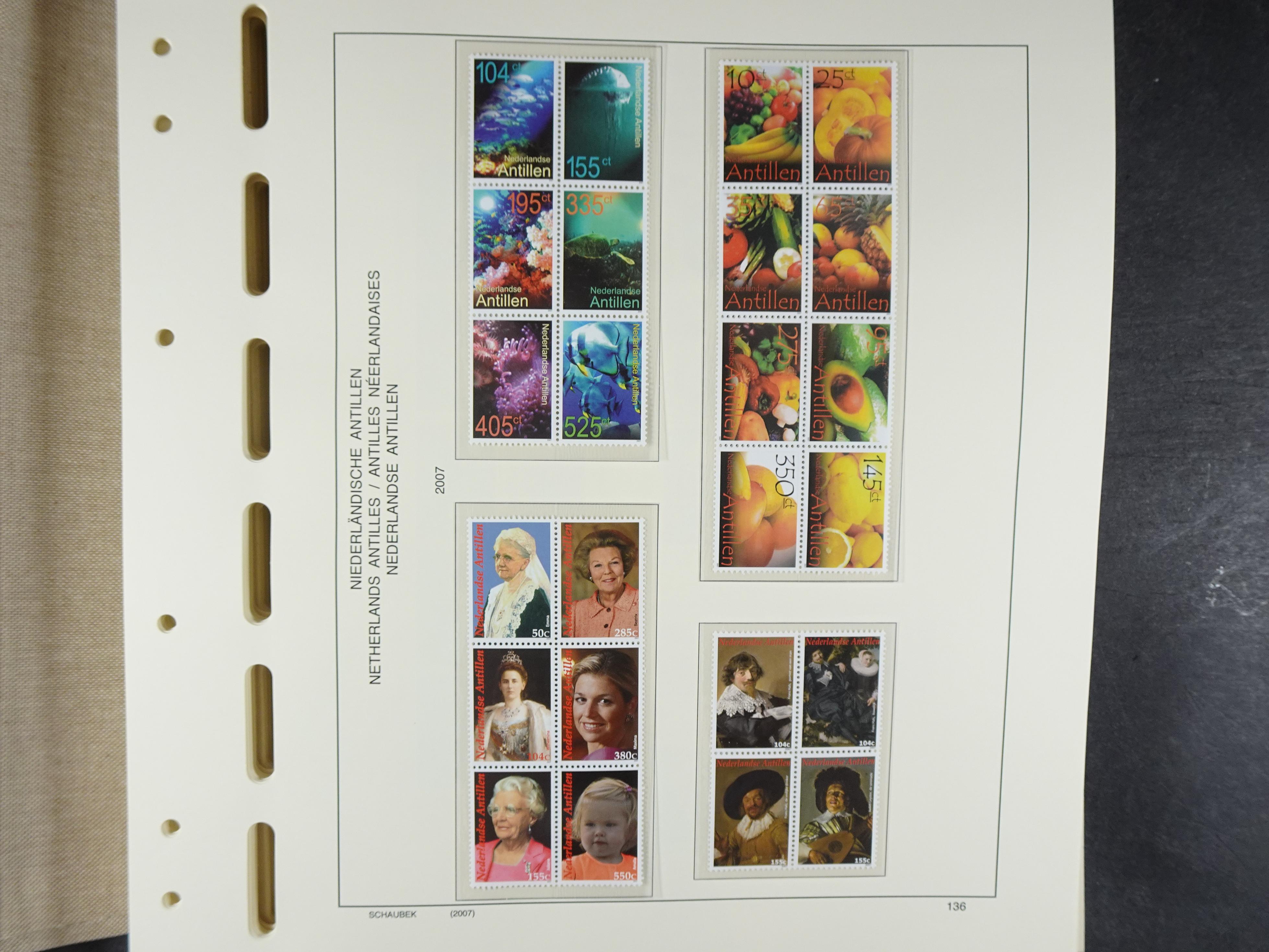 1949 - 2010 compleet postfris op ENFACE NA, deze heeft lichte plakker 144